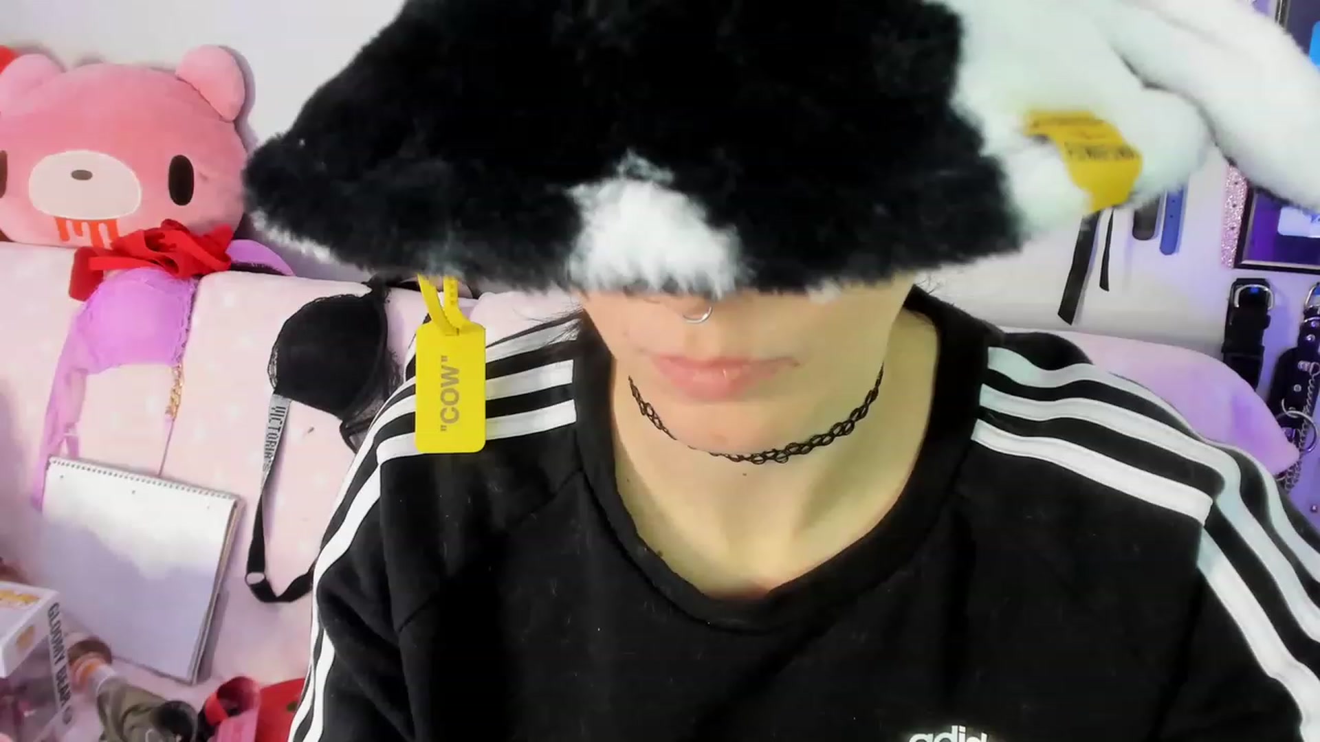 Gallery image thumbnail from Isabelle_Babe's myfreecams stream on, 02/09/2023, 19:42 image 15 of 20
