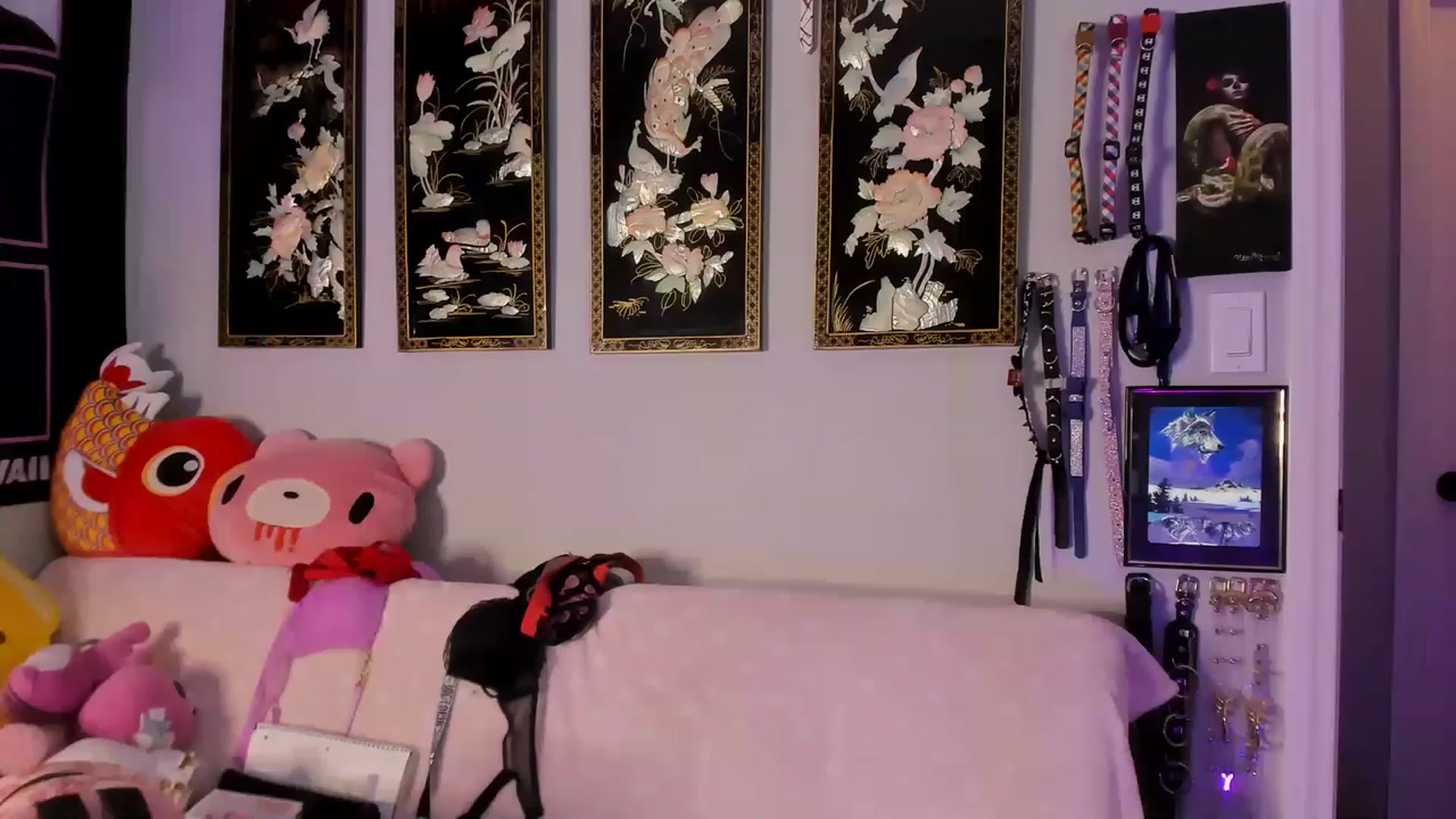 Gallery image thumbnail from Isabelle_Babe's myfreecams stream on, 02/10/2023, 03:52 image 11 of 20