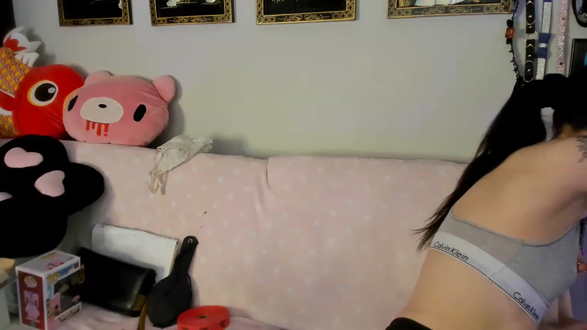 Gallery image thumbnail from Isabelle_Babe's myfreecams stream on, 02/13/2023, 20:54 image 6 of 20