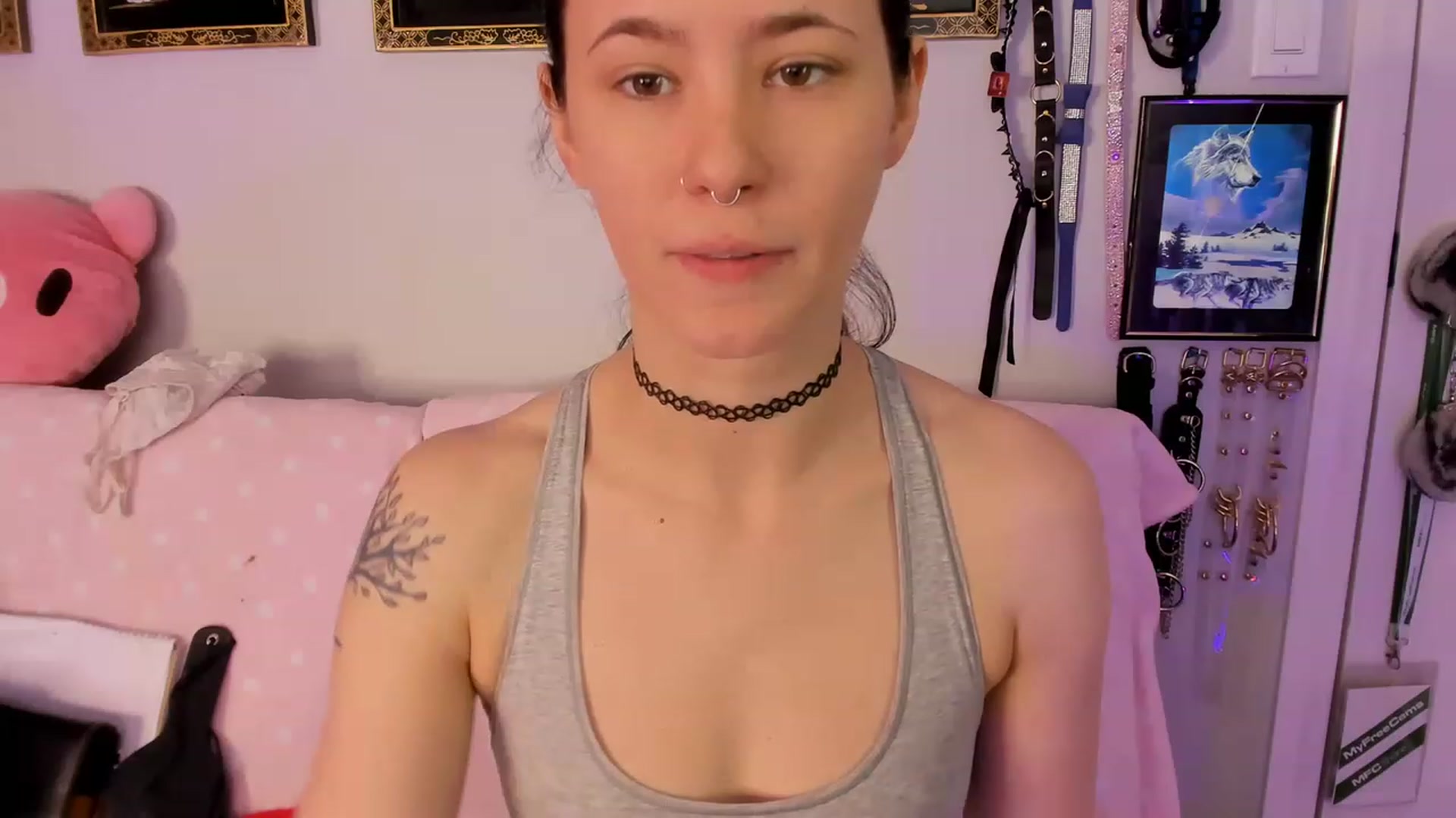 Gallery image thumbnail from Isabelle_Babe's myfreecams stream on, 02/13/2023, 20:54 image 17 of 20