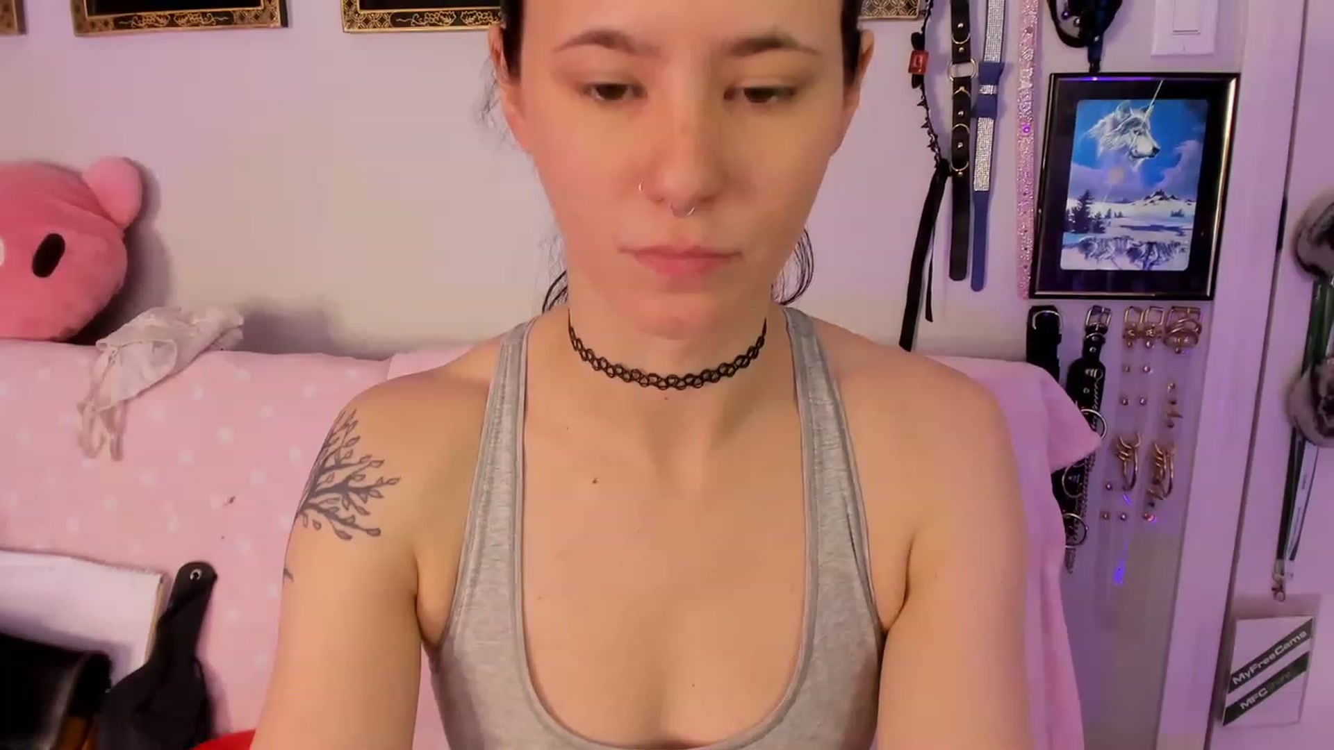 Gallery image thumbnail from Isabelle_Babe's myfreecams stream on, 02/13/2023, 20:54 image 16 of 20