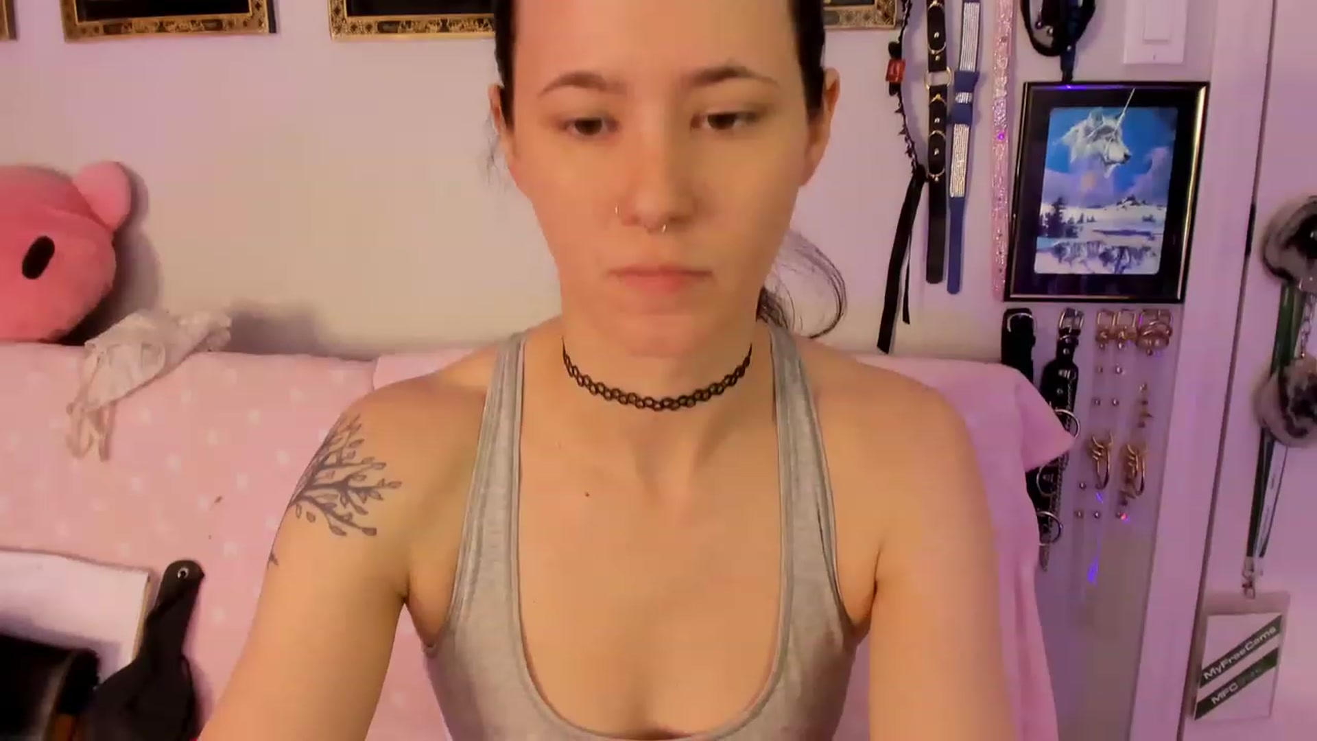 Gallery image thumbnail from Isabelle_Babe's myfreecams stream on, 02/13/2023, 20:54 image 14 of 20