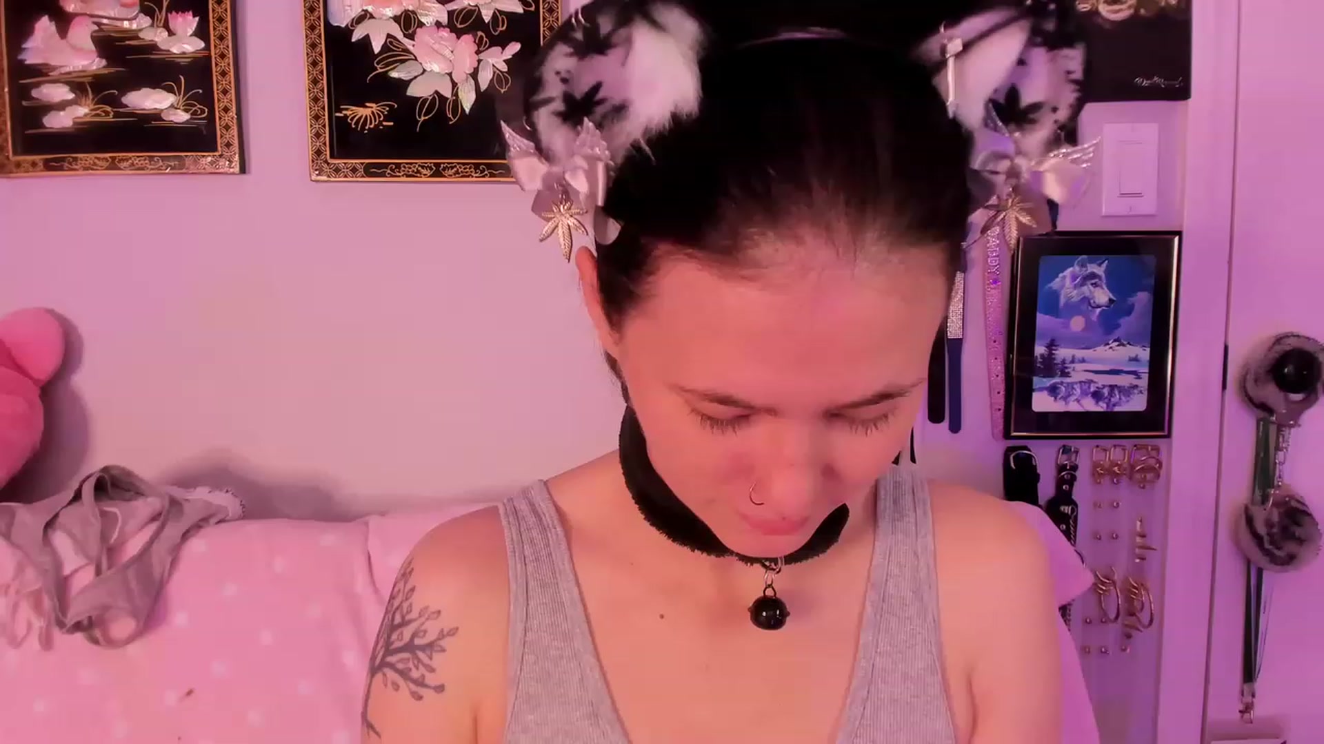 Gallery image thumbnail from Isabelle_Babe's myfreecams stream on, 02/14/2023, 18:45 image 1 of 20