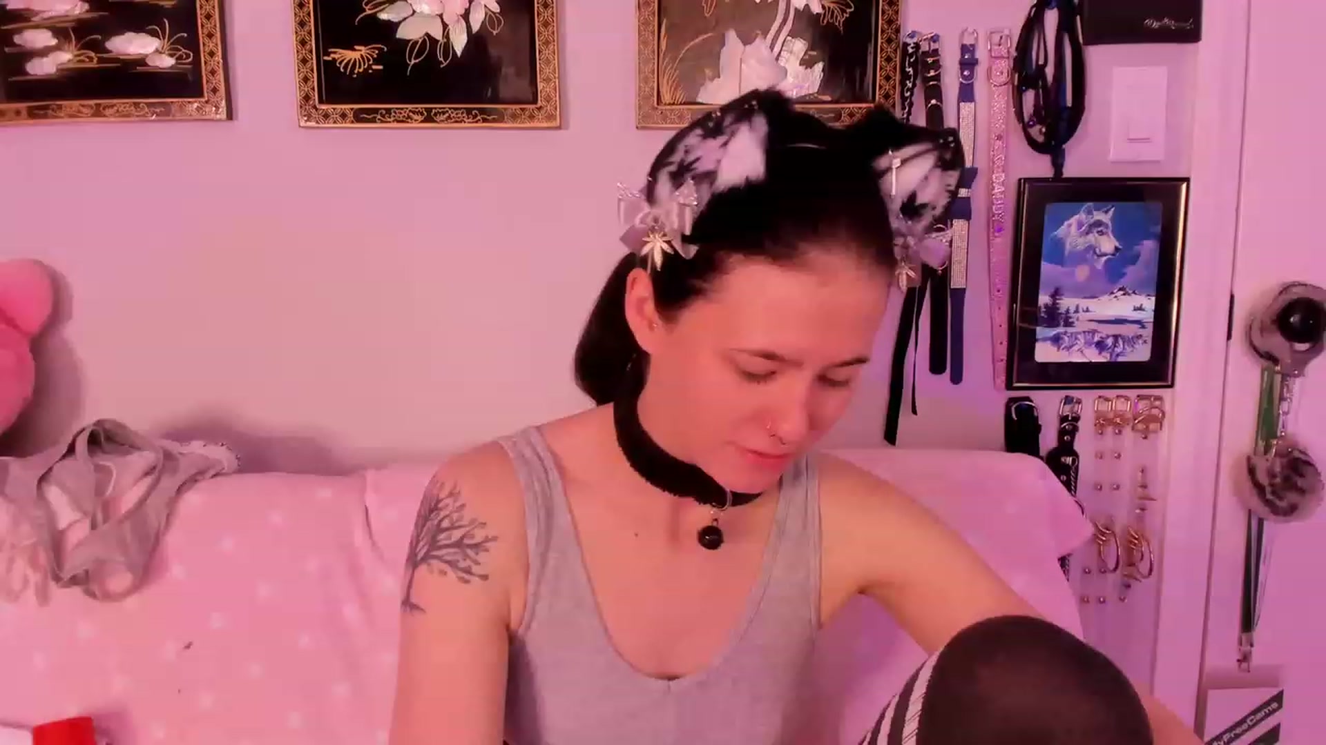 Gallery image thumbnail from Isabelle_Babe's myfreecams stream on, 02/14/2023, 18:45 image 6 of 20