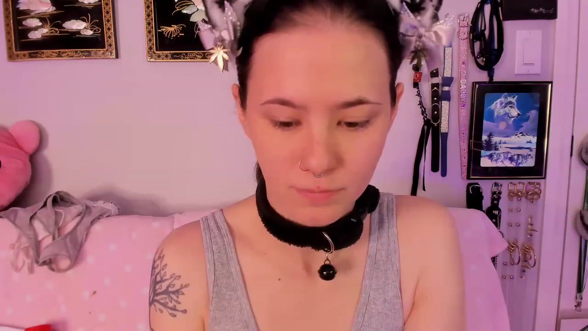 Gallery image thumbnail from Isabelle_Babe's myfreecams stream on, 02/14/2023, 18:45 image 15 of 20