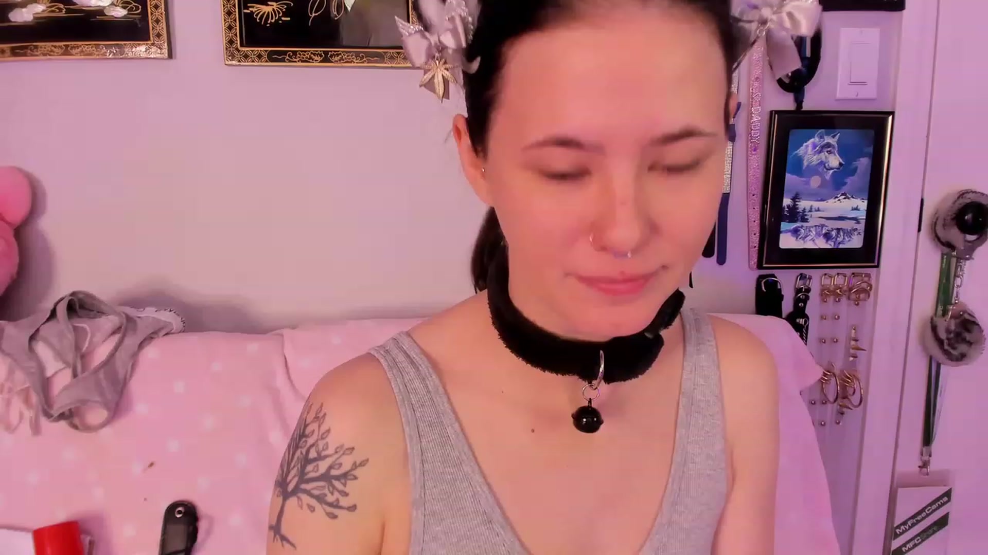 Gallery image thumbnail from Isabelle_Babe's myfreecams stream on, 02/14/2023, 18:58 image 15 of 20