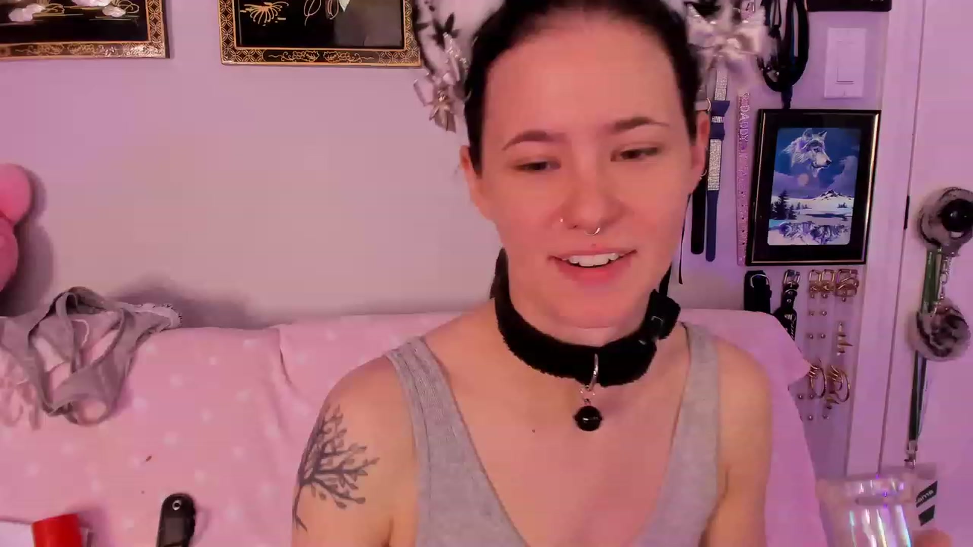 Gallery image thumbnail from Isabelle_Babe's myfreecams stream on, 02/14/2023, 18:58 image 18 of 20