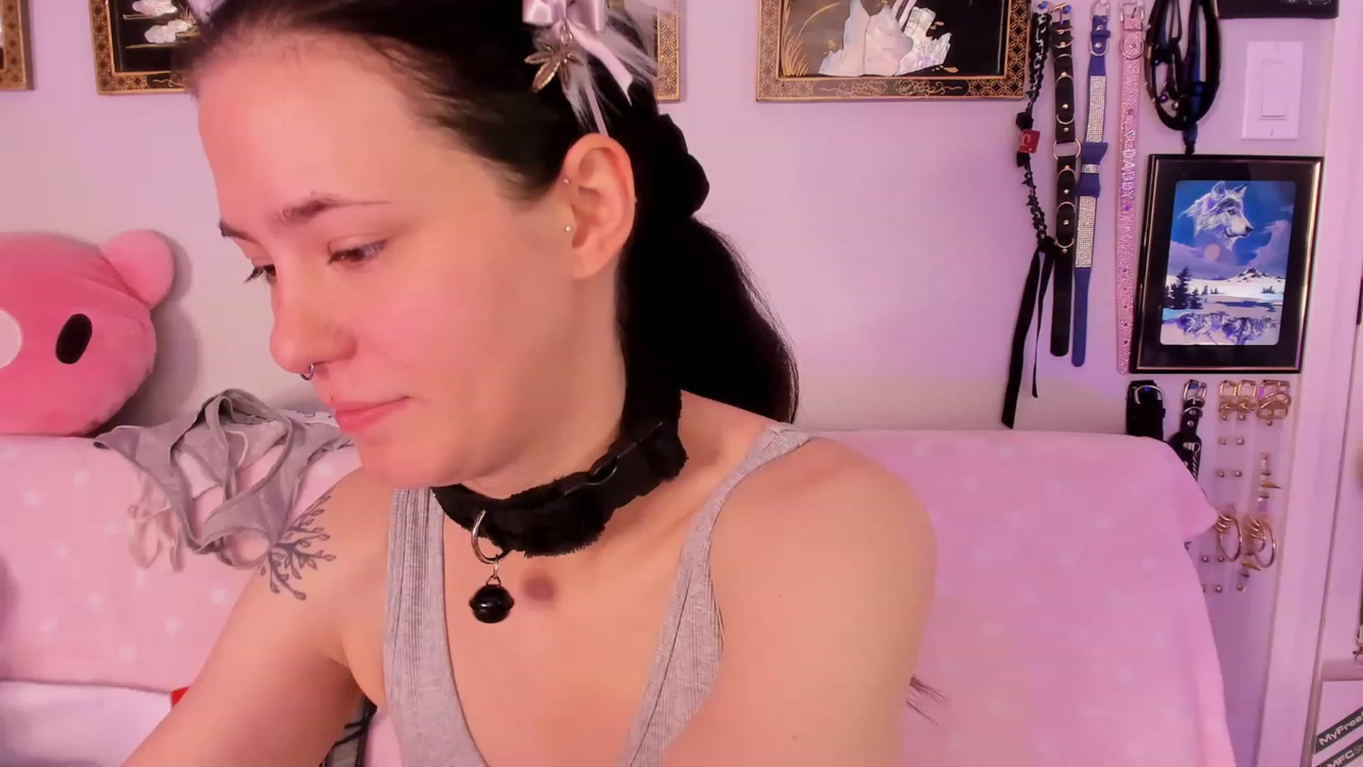 Gallery image thumbnail from Isabelle_Babe's myfreecams stream on, 02/14/2023, 18:58 image 11 of 20