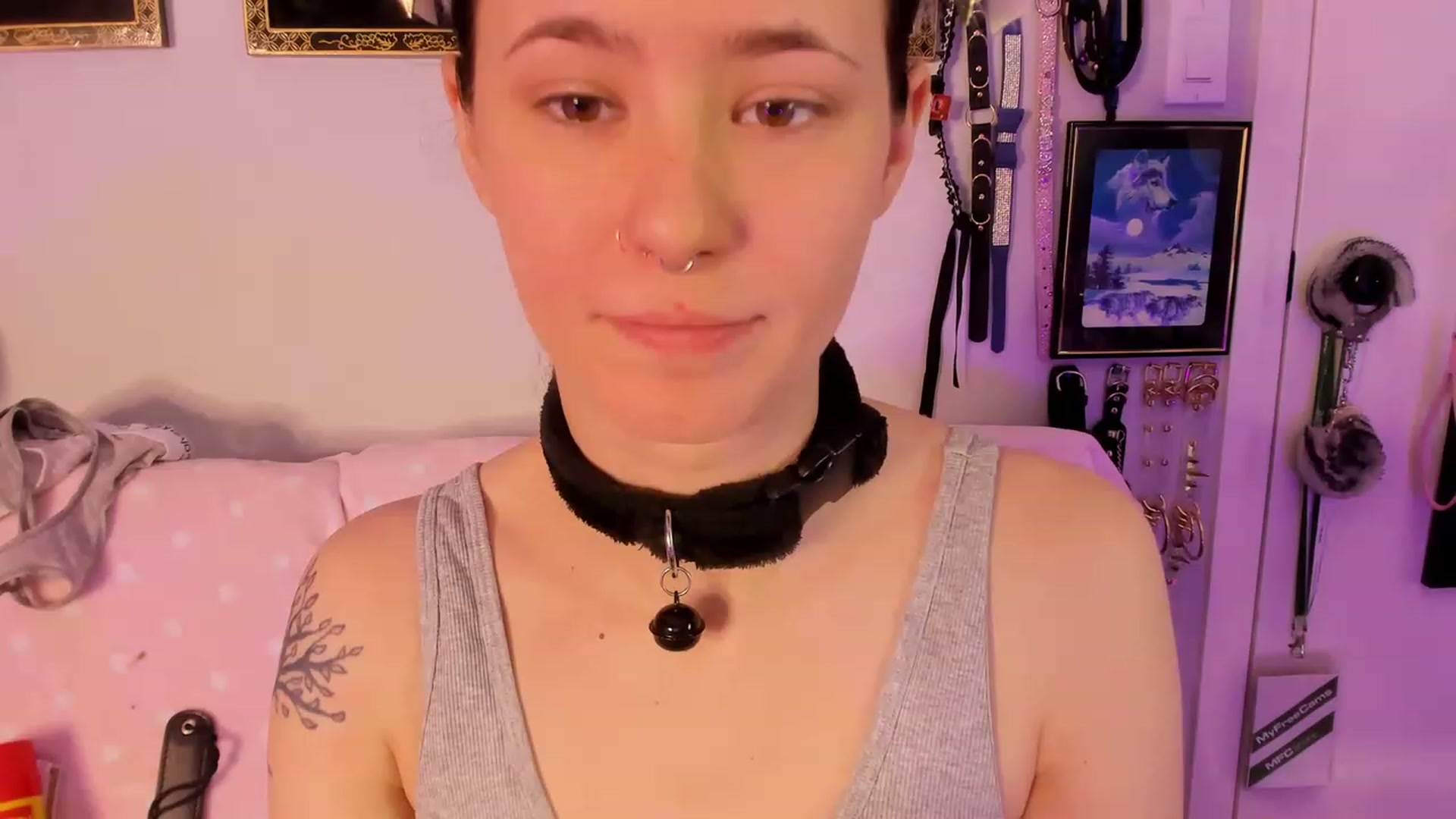 Gallery image thumbnail from Isabelle_Babe's myfreecams stream on, 02/14/2023, 20:02 image 10 of 20