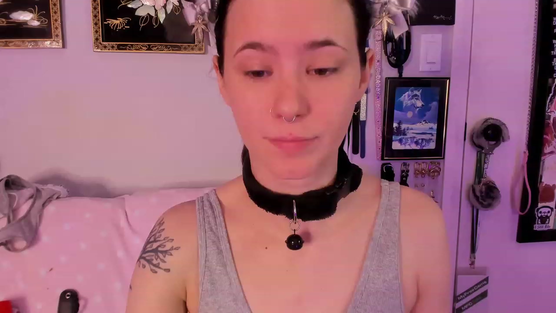 Gallery image thumbnail from Isabelle_Babe's myfreecams stream on, 02/14/2023, 20:02 image 1 of 20