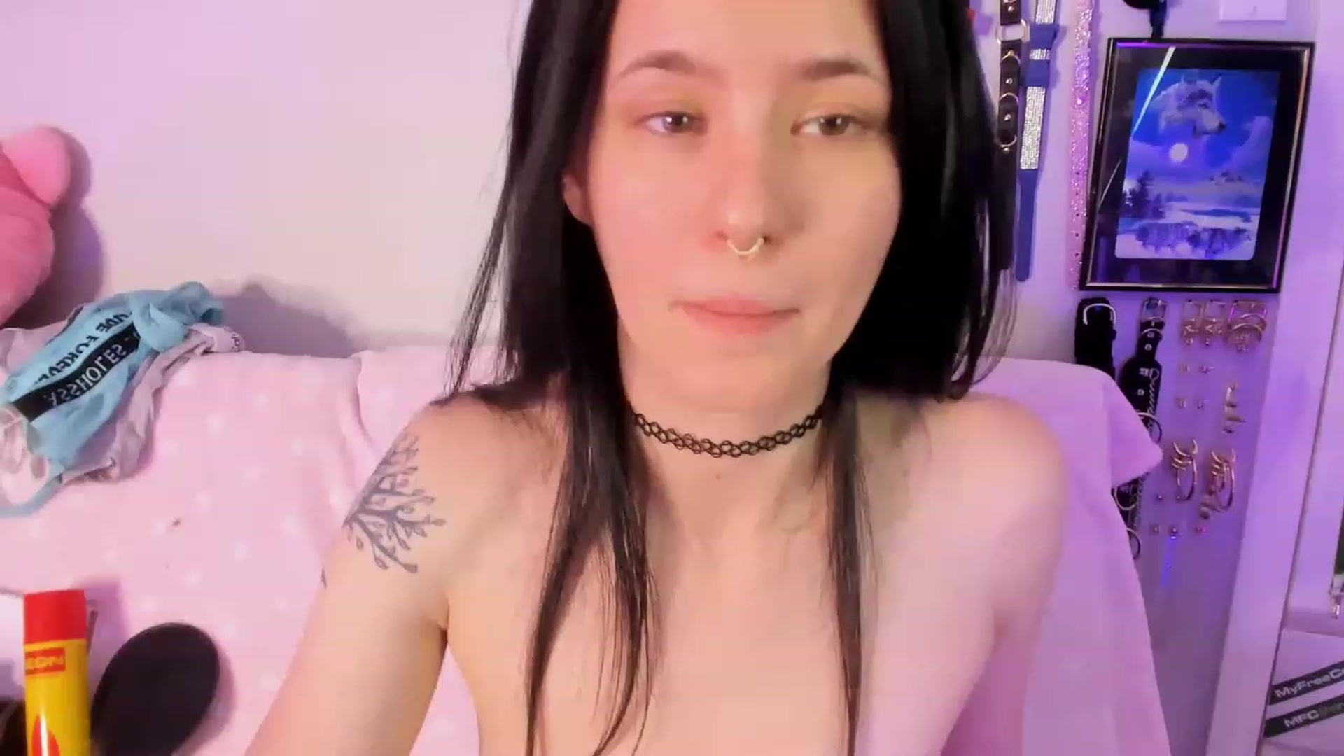 Gallery image thumbnail from Isabelle_Babe's myfreecams stream on, 02/16/2023, 06:00 image 3 of 20