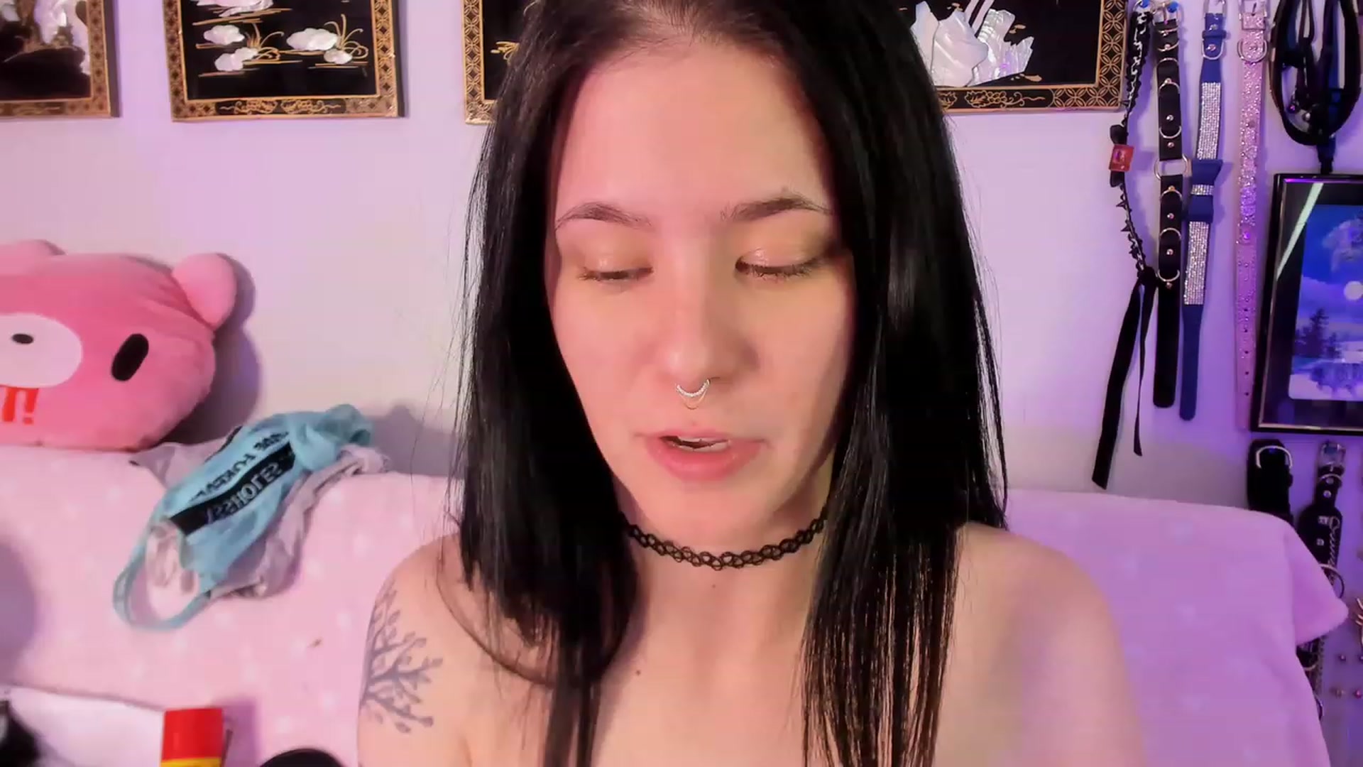 Gallery image thumbnail from Isabelle_Babe's myfreecams stream on, 02/16/2023, 06:00 image 10 of 20