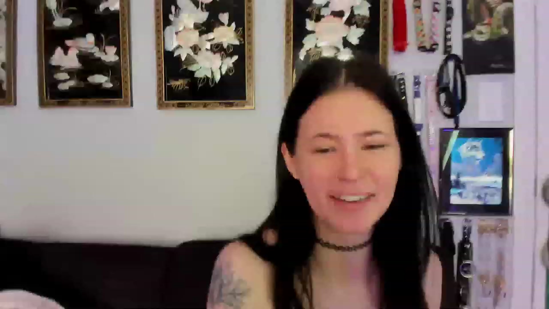 Gallery image thumbnail from Isabelle_Babe's myfreecams stream on, 02/18/2023, 21:52 image 6 of 20