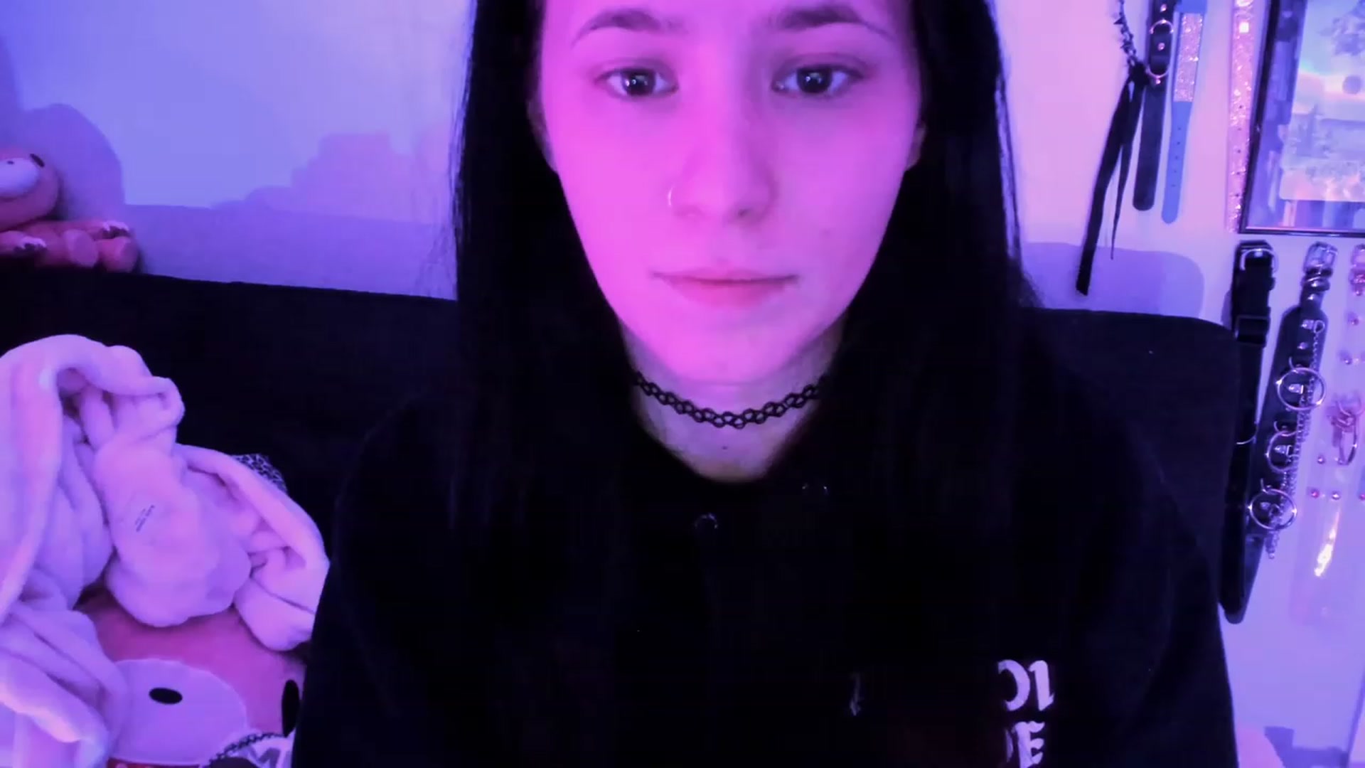 Gallery image thumbnail from Isabelle_Babe's myfreecams stream on, 02/19/2023, 10:32 image 11 of 20