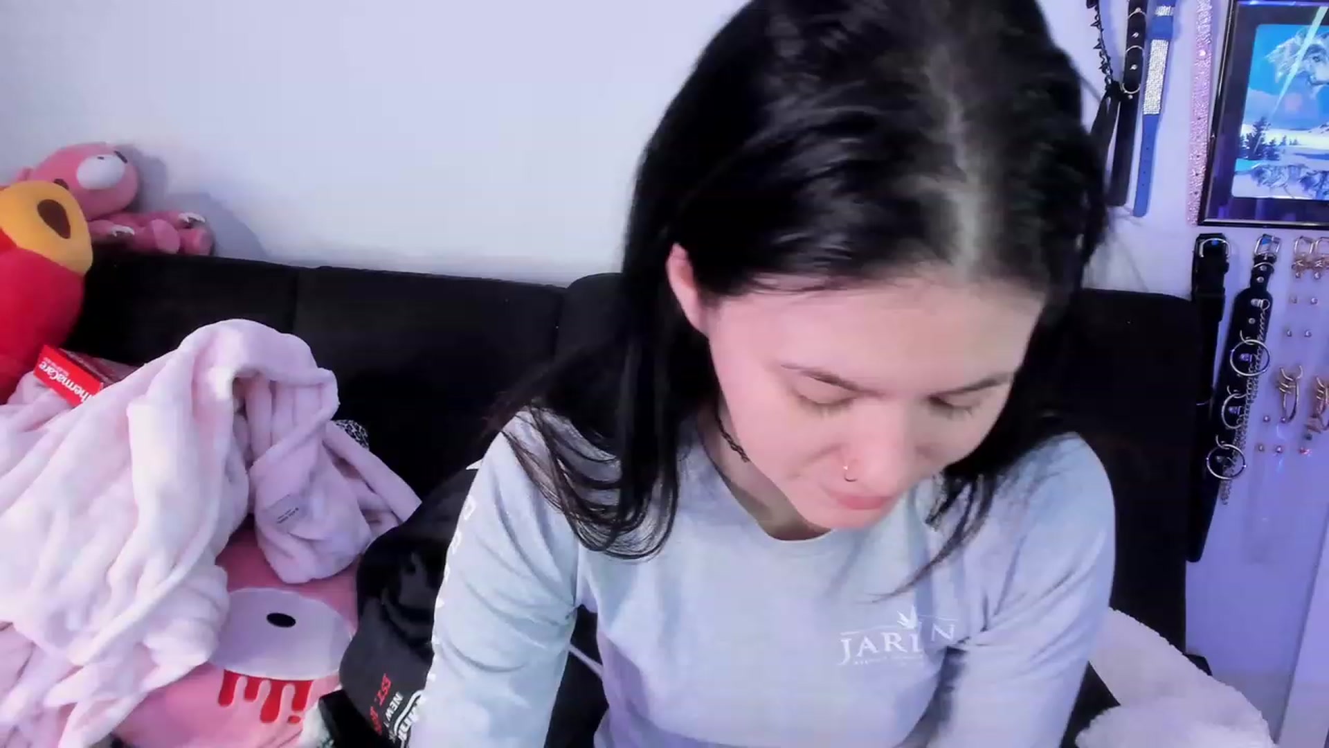 Gallery image thumbnail from Isabelle_Babe's myfreecams stream on, 02/19/2023, 21:14 image 1 of 20