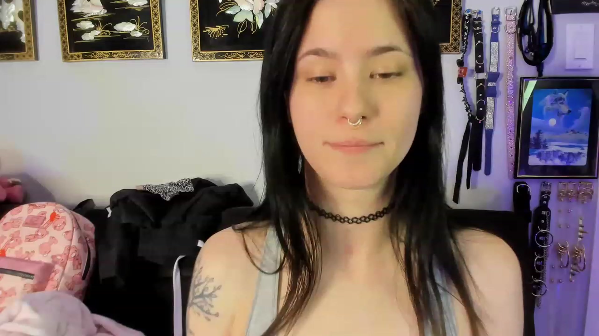 Gallery image thumbnail from Isabelle_Babe's myfreecams stream on, 02/20/2023, 04:19 image 5 of 20