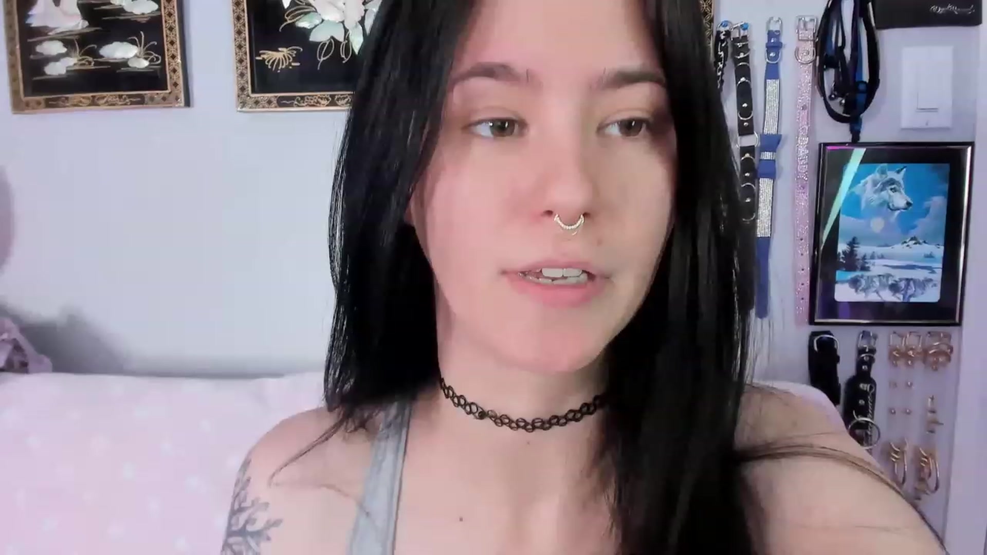 Gallery image thumbnail from Isabelle_Babe's myfreecams stream on, 02/22/2023, 20:09 image 9 of 20