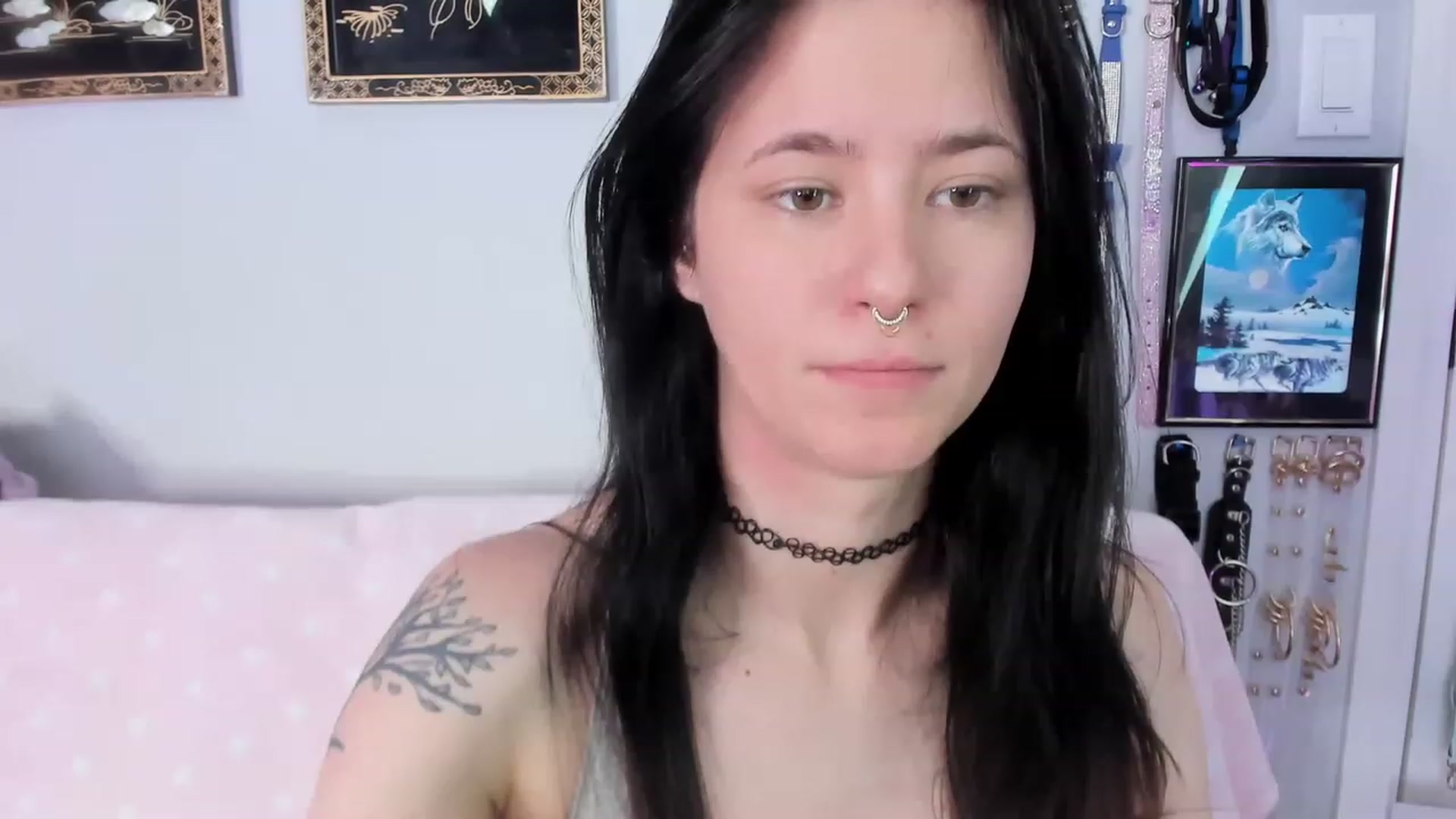 Gallery image thumbnail from Isabelle_Babe's myfreecams stream on, 02/22/2023, 20:09 image 11 of 20