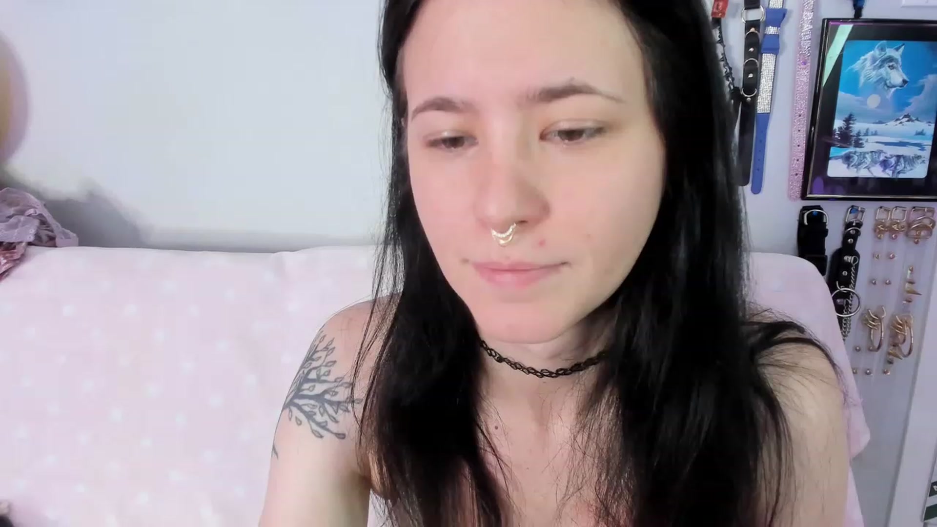 Gallery image thumbnail from Isabelle_Babe's myfreecams stream on, 02/22/2023, 20:09 image 4 of 20