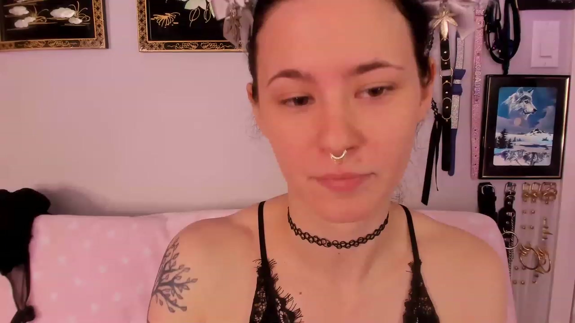 Gallery image thumbnail from Isabelle_Babe's myfreecams stream on, 02/24/2023, 18:56 image 9 of 20