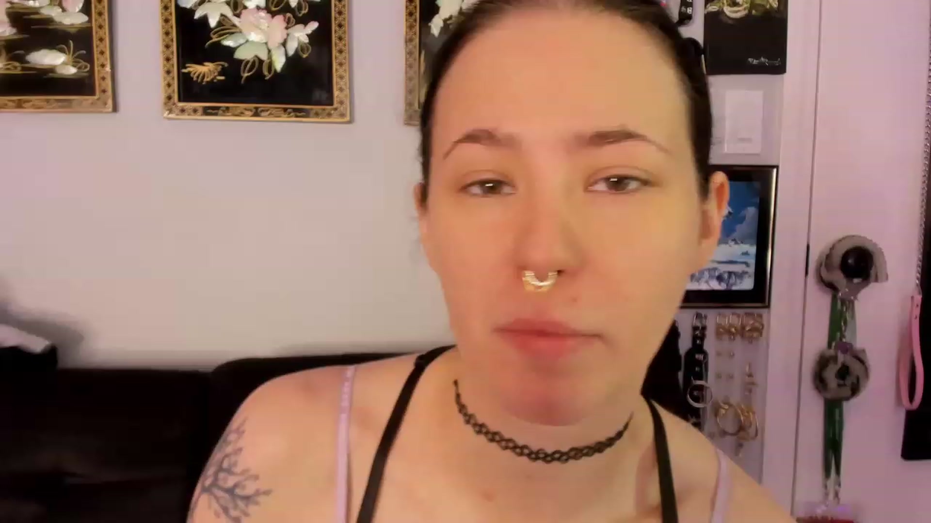 Gallery image thumbnail from Isabelle_Babe's myfreecams stream on, 03/01/2023, 20:38 image 5 of 20