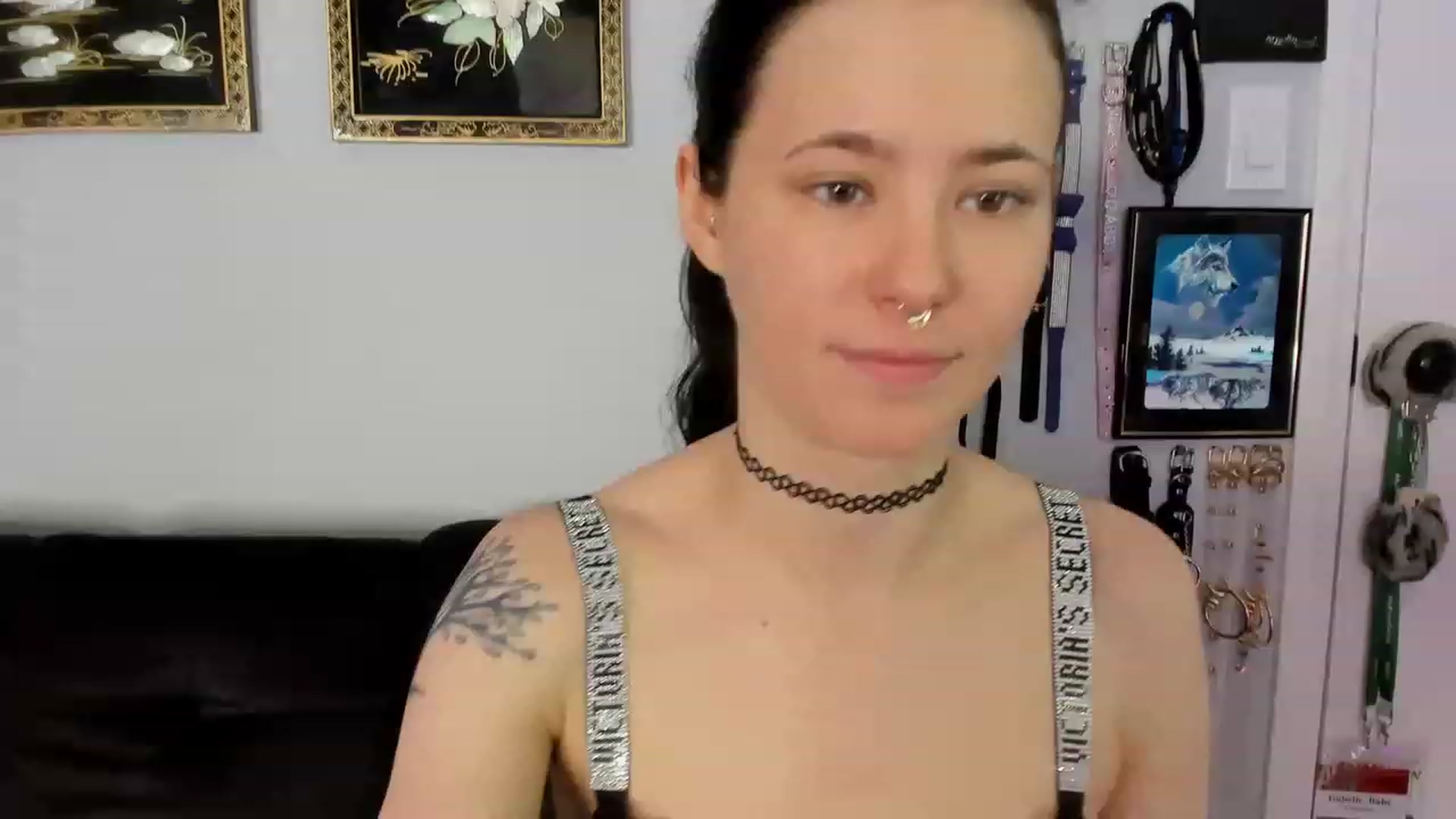 Gallery image thumbnail from Isabelle_Babe's myfreecams stream on, 03/02/2023, 20:23 image 3 of 20