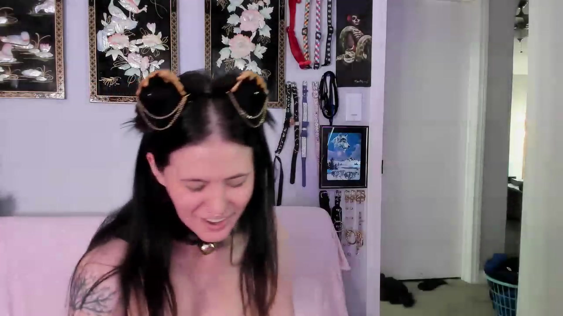 Gallery image thumbnail from Isabelle_Babe's myfreecams stream on, 03/05/2023, 16:21 image 14 of 20