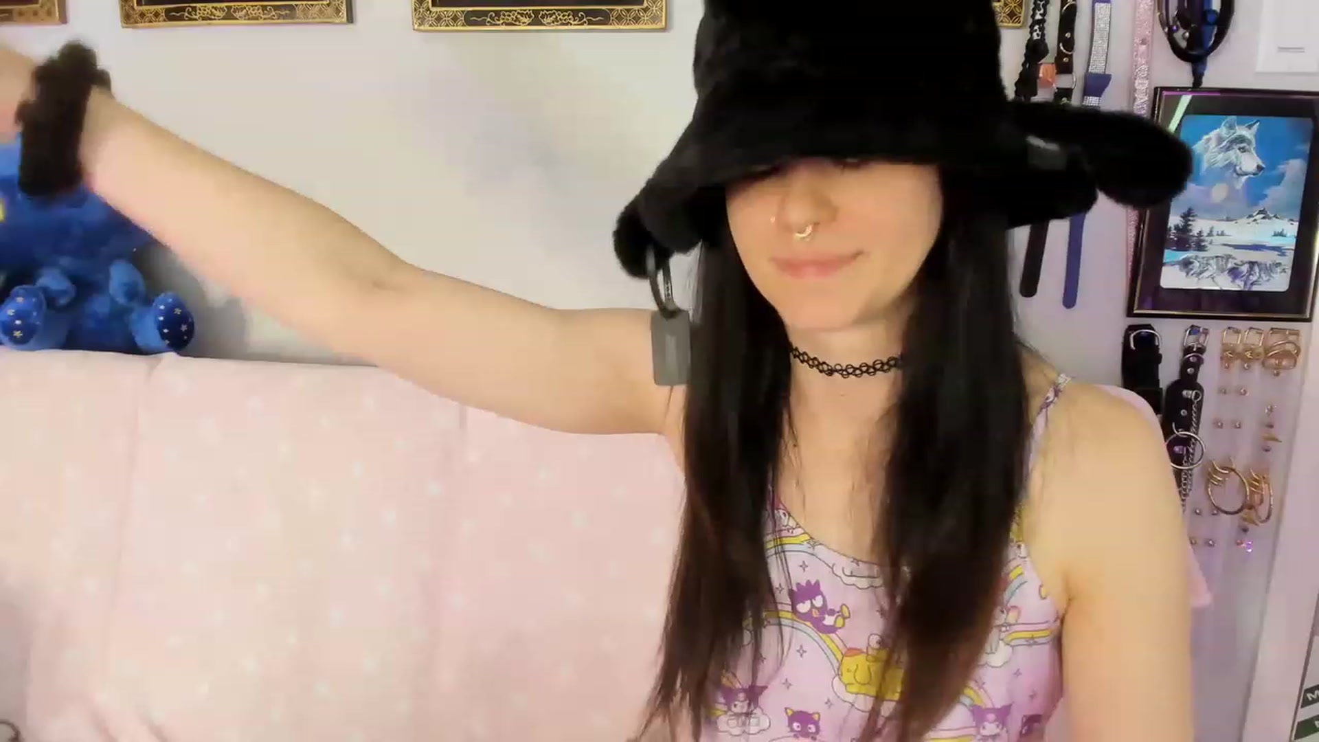 Gallery image thumbnail from Isabelle_Babe's myfreecams stream on, 03/06/2023, 19:31 image 13 of 20