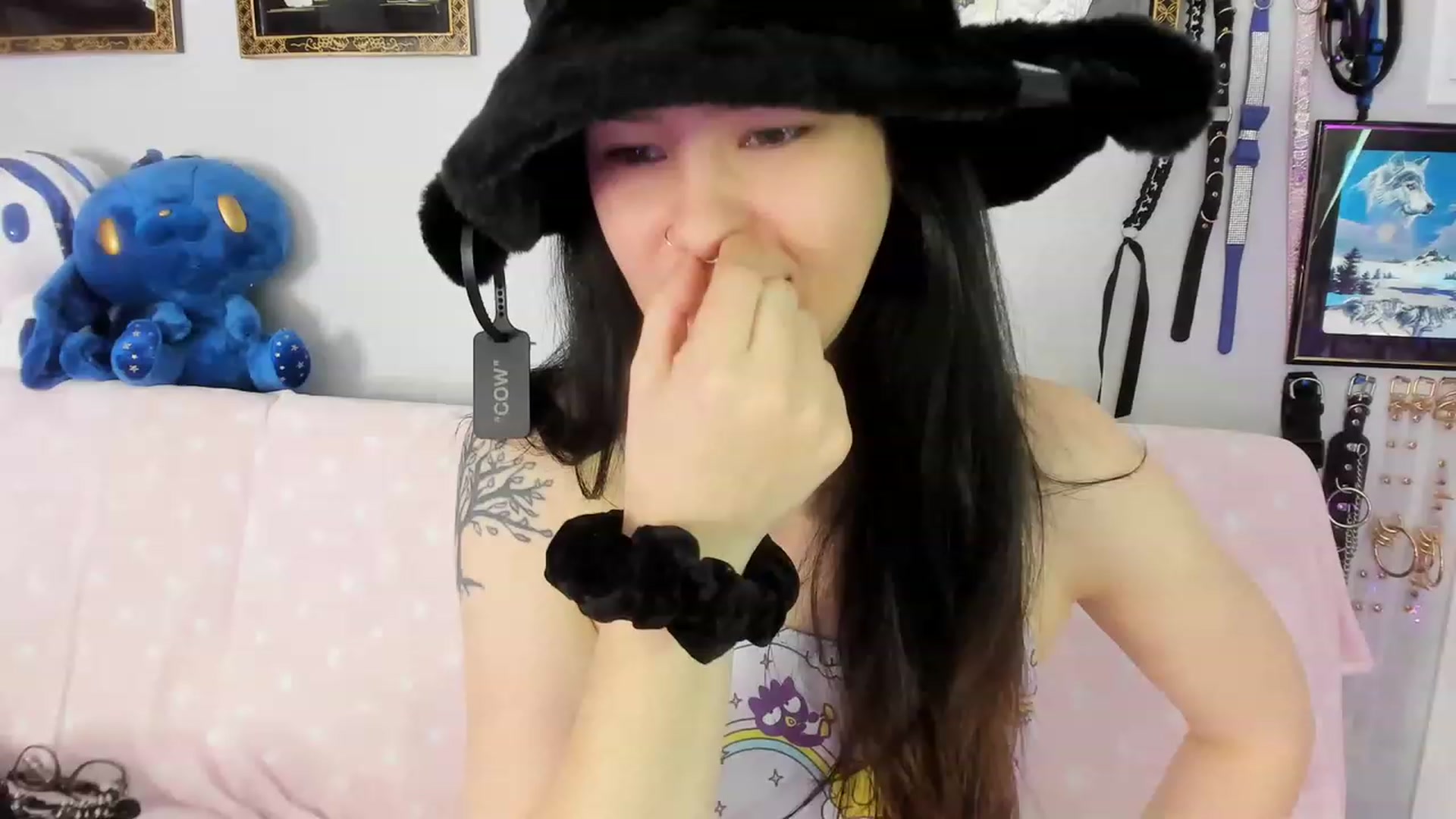 Gallery image thumbnail from Isabelle_Babe's myfreecams stream on, 03/06/2023, 19:31 image 1 of 20