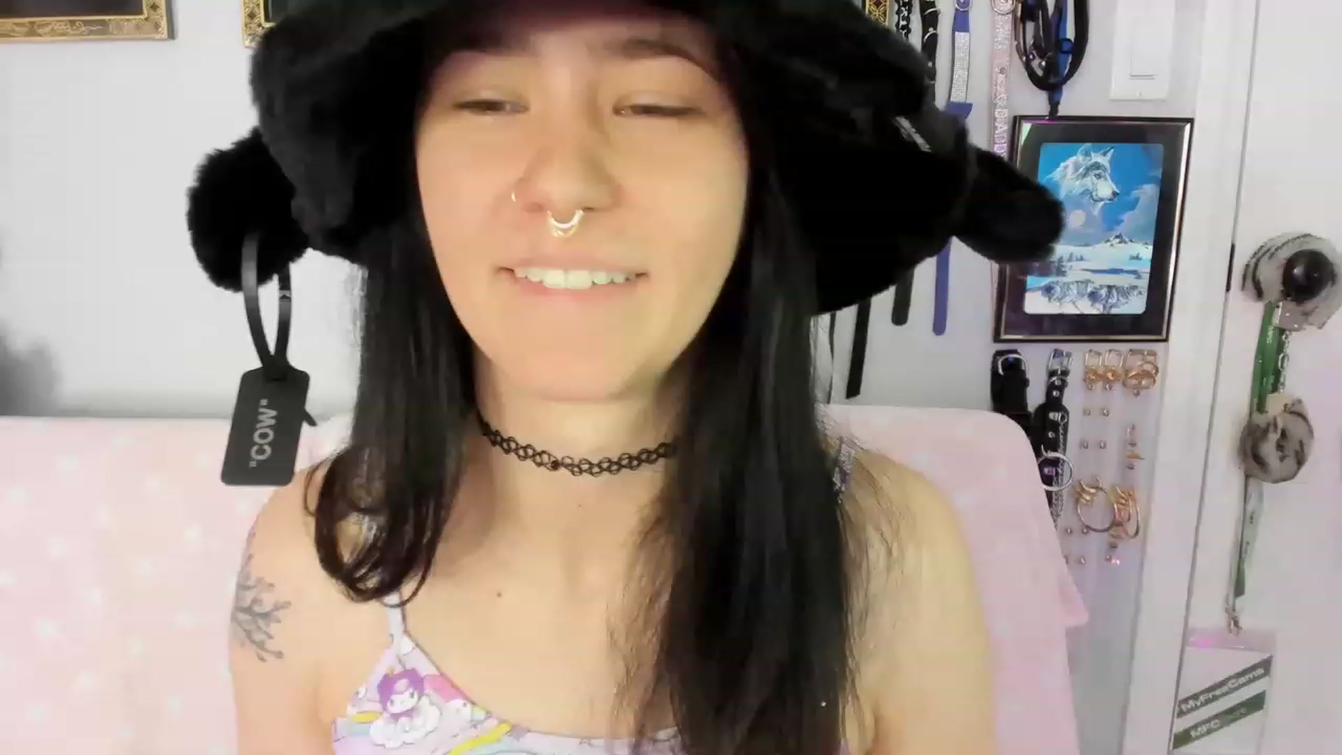 Gallery image thumbnail from Isabelle_Babe's myfreecams stream on, 03/06/2023, 19:31 image 17 of 20