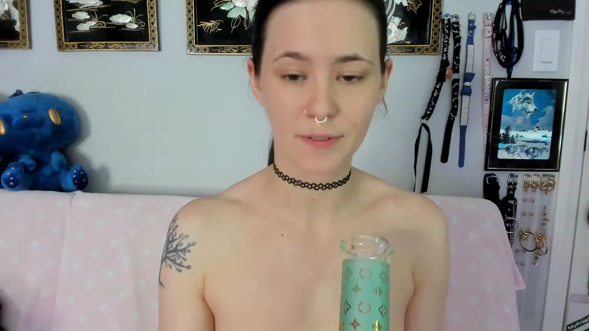 Gallery image thumbnail from Isabelle_Babe's myfreecams stream on, 03/07/2023, 01:01 image 6 of 20