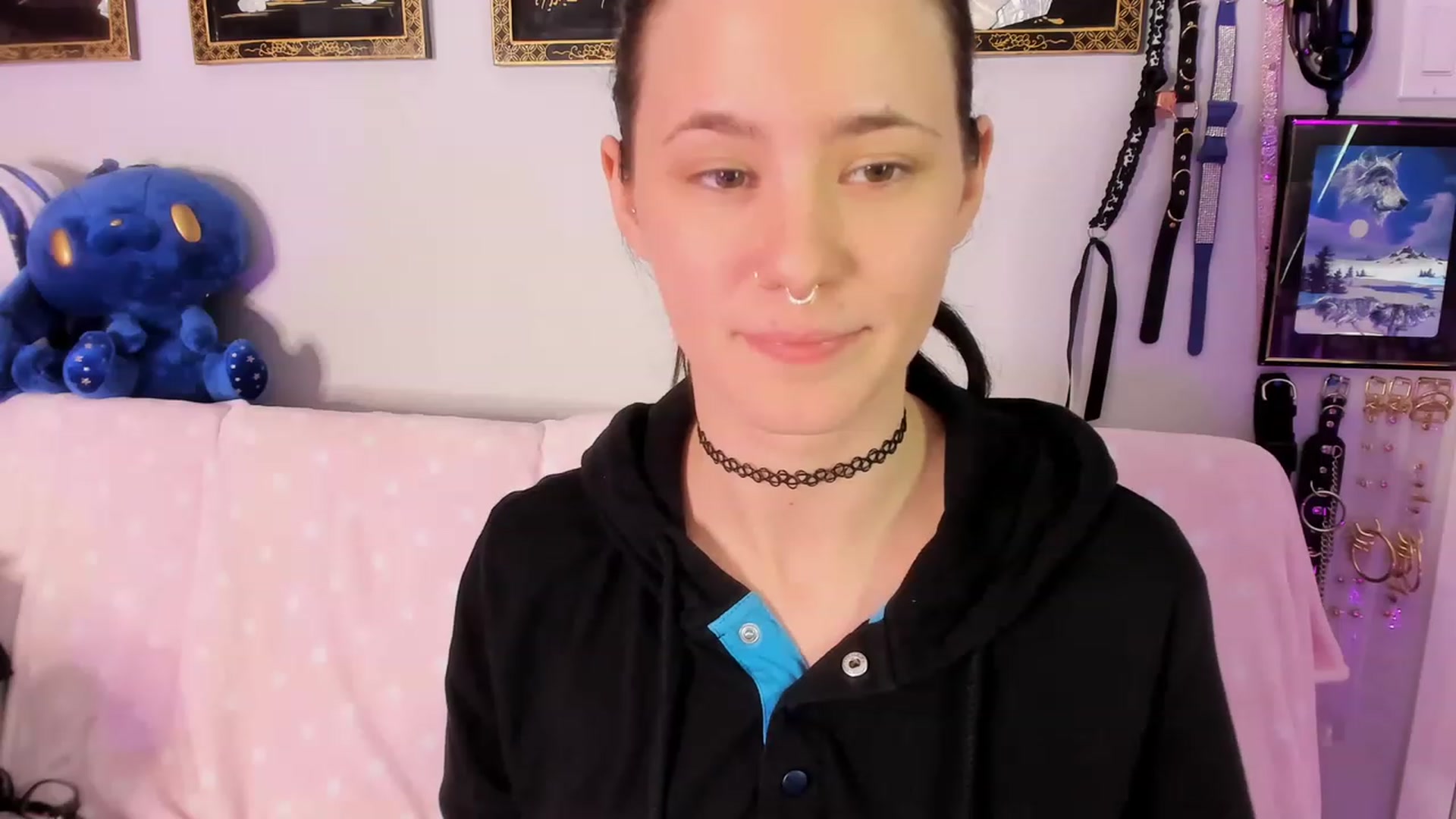 Gallery image thumbnail from Isabelle_Babe's myfreecams stream on, 03/07/2023, 02:26 image 4 of 20