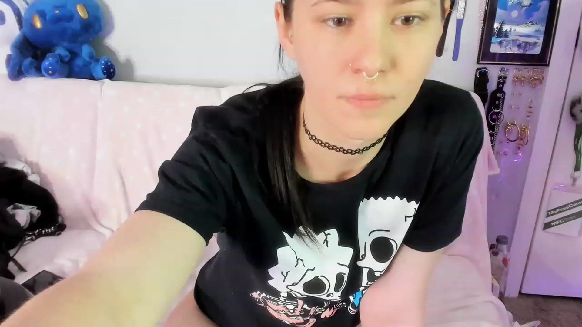 Gallery image thumbnail from Isabelle_Babe's myfreecams stream on, 03/07/2023, 08:57 image 8 of 20