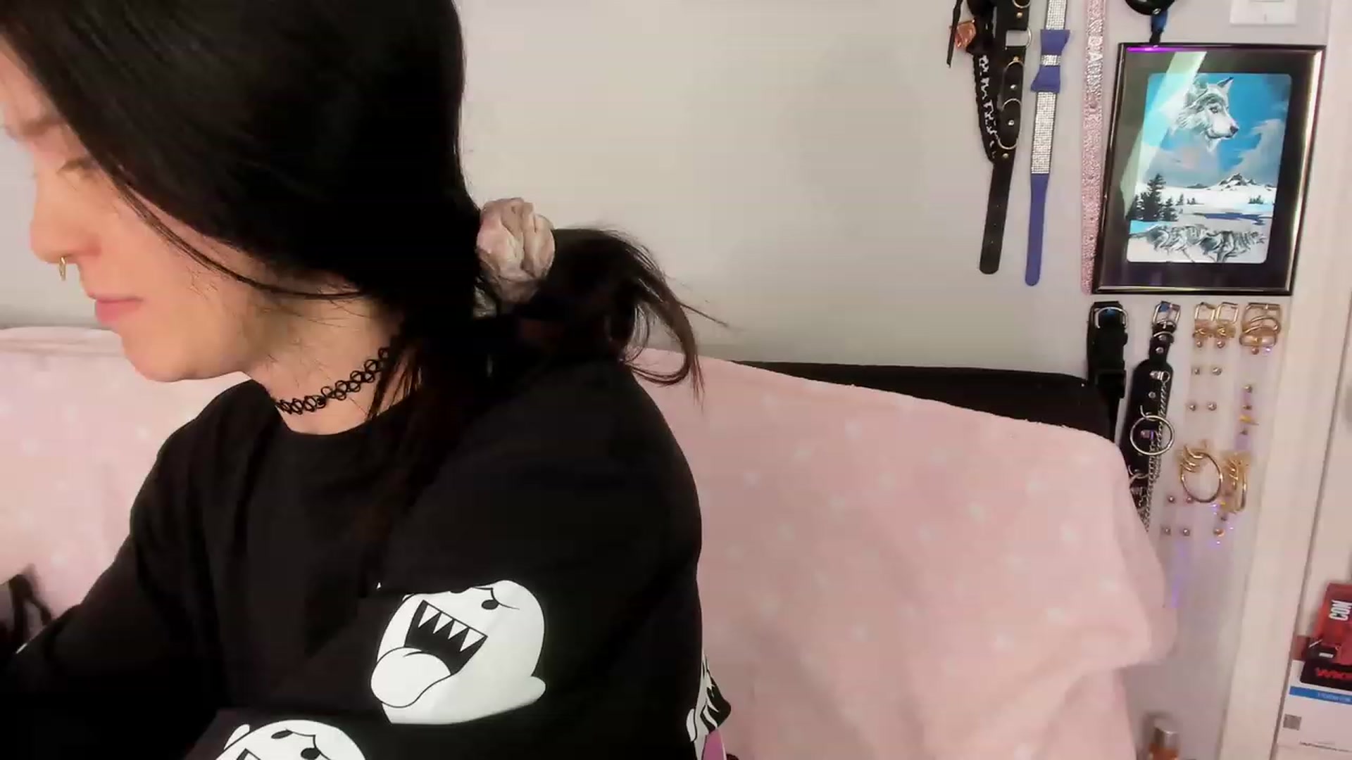 Gallery image thumbnail from Isabelle_Babe's myfreecams stream on, 04/04/2023, 01:01 image 1 of 20