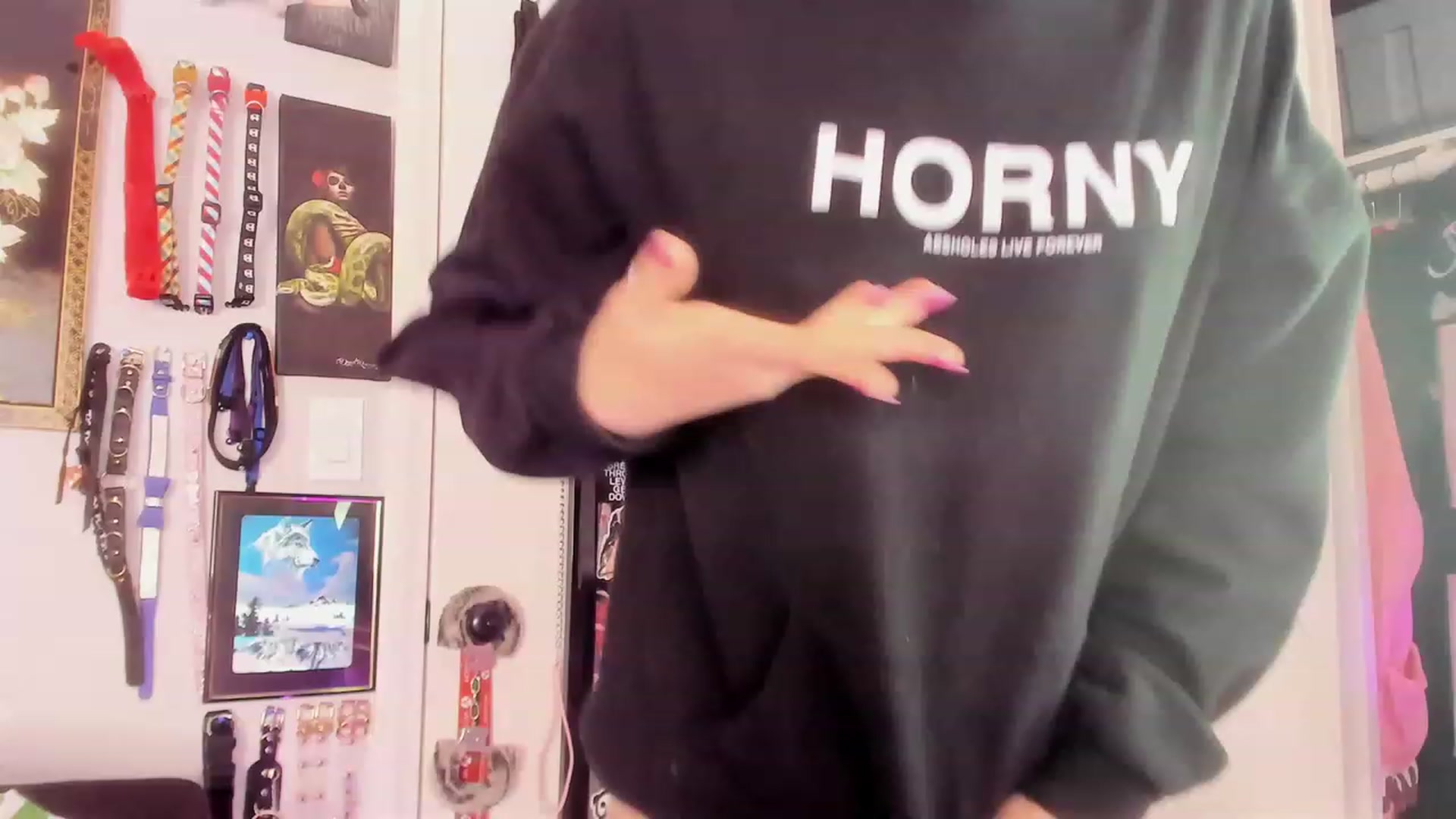 Gallery image thumbnail from Isabelle_Babe's myfreecams stream on, 04/07/2023, 18:24 image 5 of 20