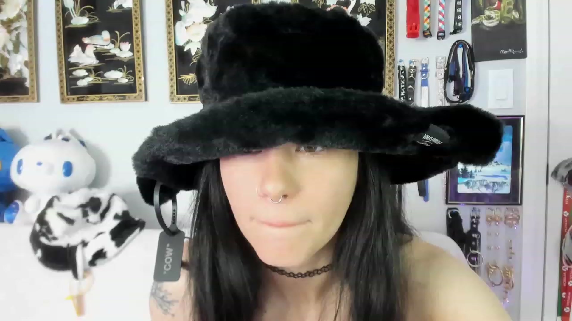 Gallery image thumbnail from Isabelle_Babe's myfreecams stream on, 04/15/2023, 19:16 image 3 of 20