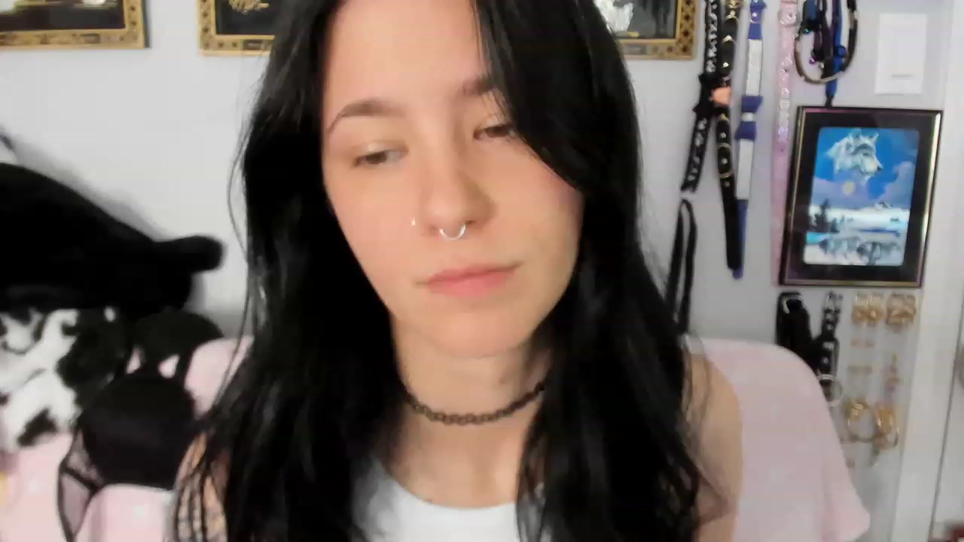 Gallery image thumbnail from Isabelle_Babe's myfreecams stream on, 04/16/2023, 20:30 image 8 of 20