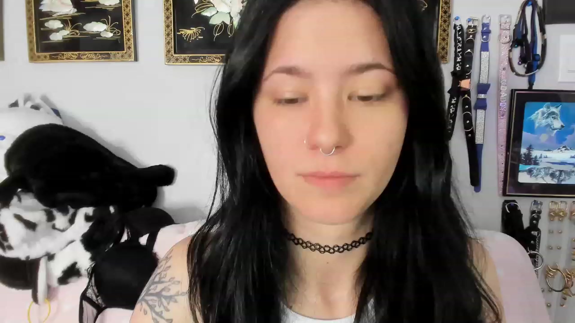 Gallery image thumbnail from Isabelle_Babe's myfreecams stream on, 04/16/2023, 20:30 image 5 of 20