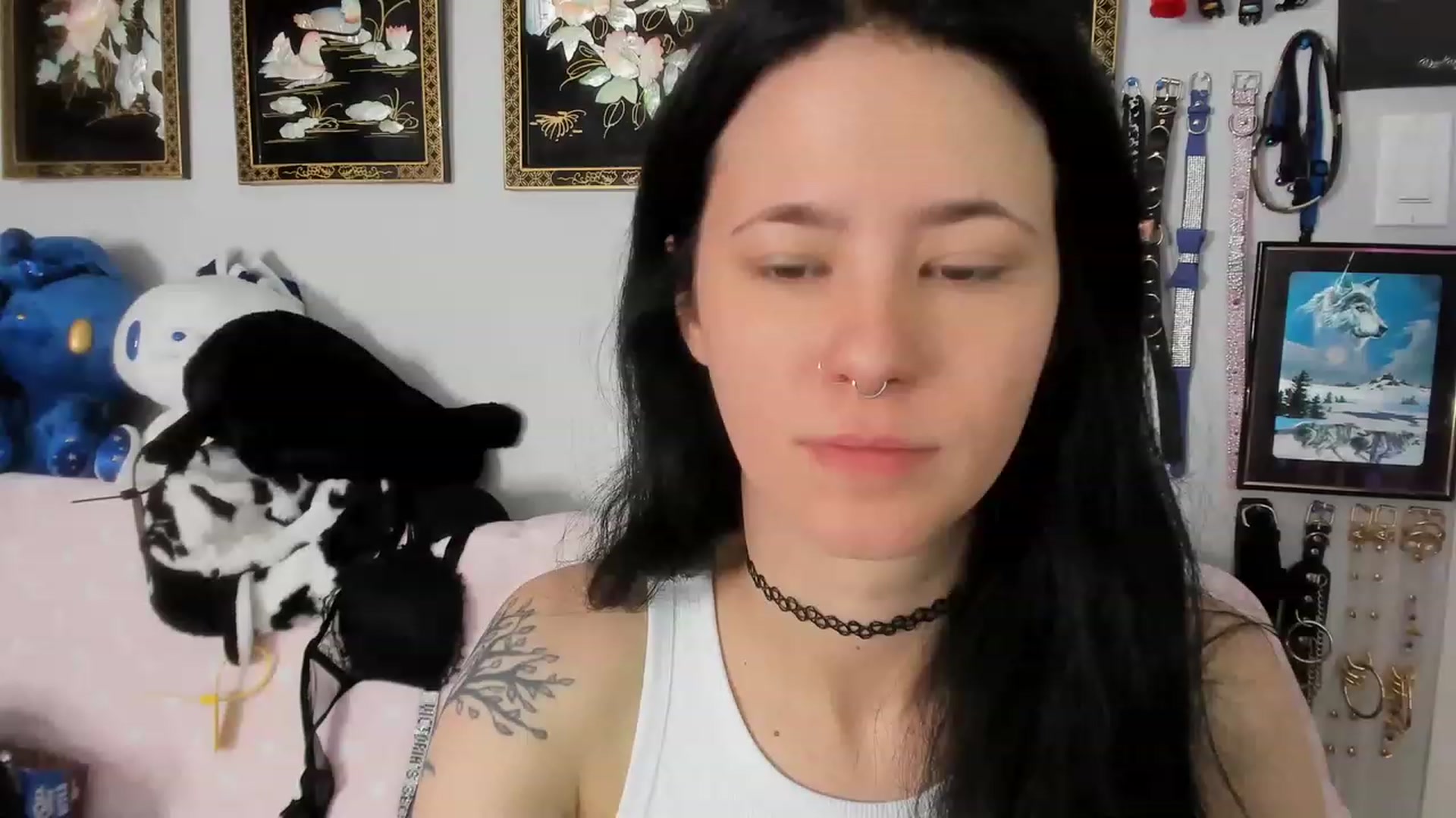 Gallery image thumbnail from Isabelle_Babe's myfreecams stream on, 04/17/2023, 18:39 image 2 of 20
