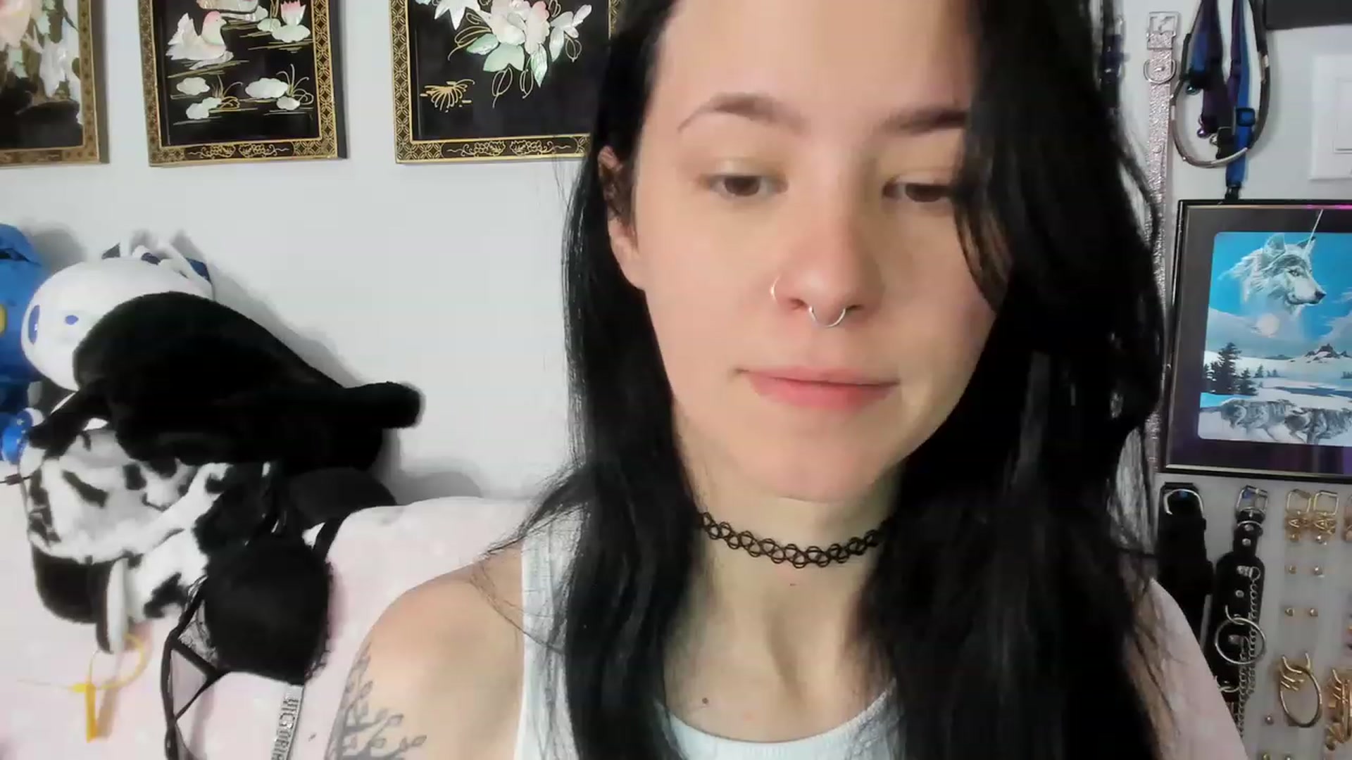 Gallery image thumbnail from Isabelle_Babe's myfreecams stream on, 04/17/2023, 18:39 image 7 of 20