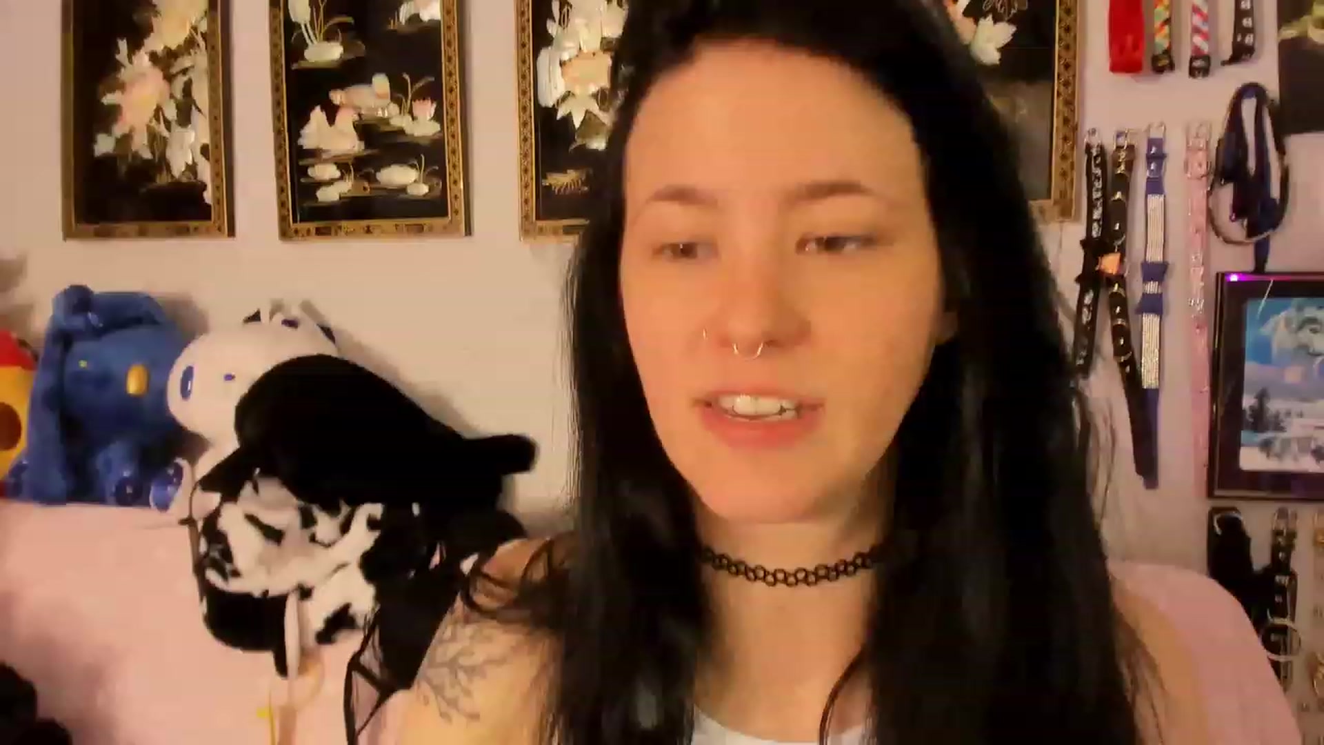 Gallery image thumbnail from Isabelle_Babe's myfreecams stream on, 04/17/2023, 18:39 image 16 of 20