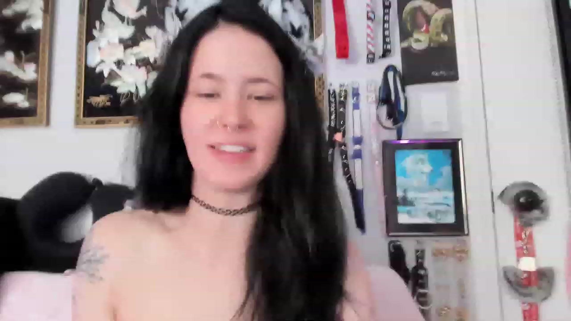Gallery image thumbnail from Isabelle_Babe's myfreecams stream on, 04/20/2023, 17:06 image 1 of 20