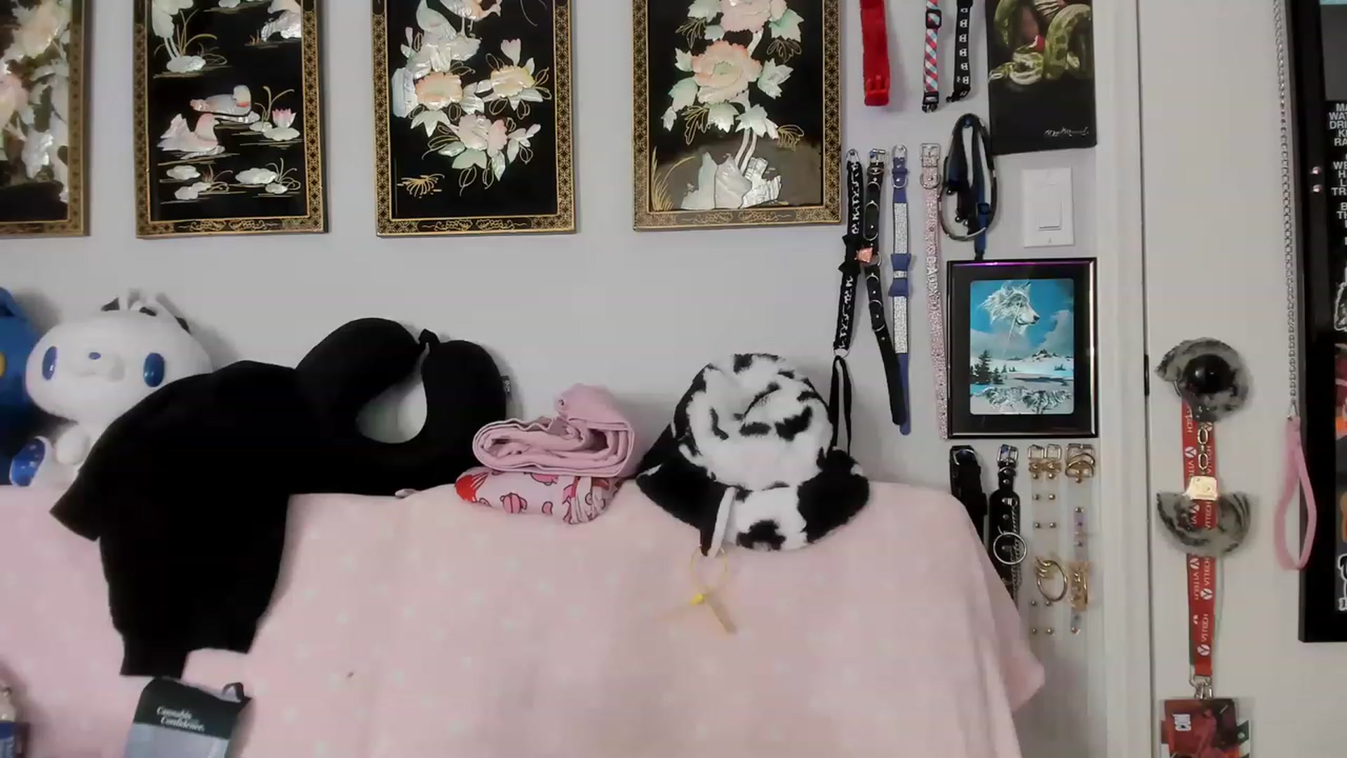 Gallery image thumbnail from Isabelle_Babe's myfreecams stream on, 04/20/2023, 17:06 image 12 of 20