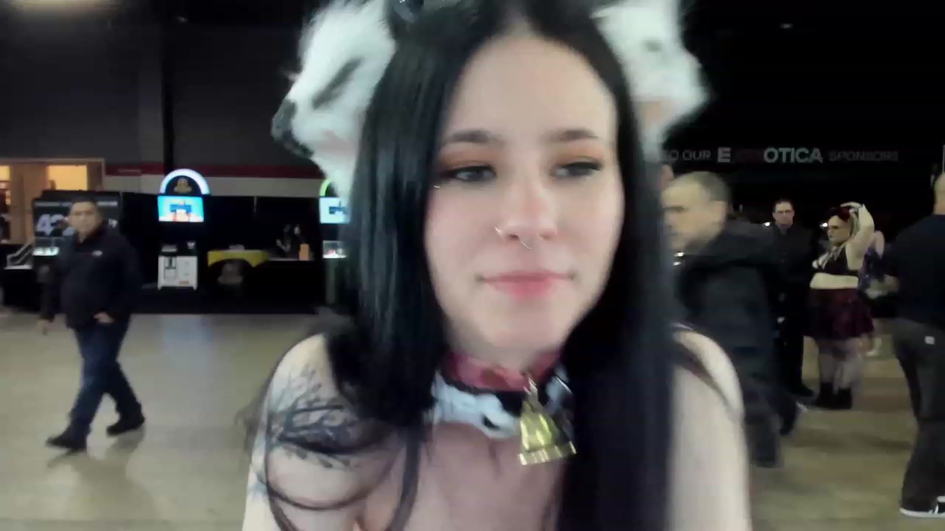 Gallery image thumbnail from Isabelle_Babe's myfreecams stream on, 04/23/2023, 02:20 image 1 of 20