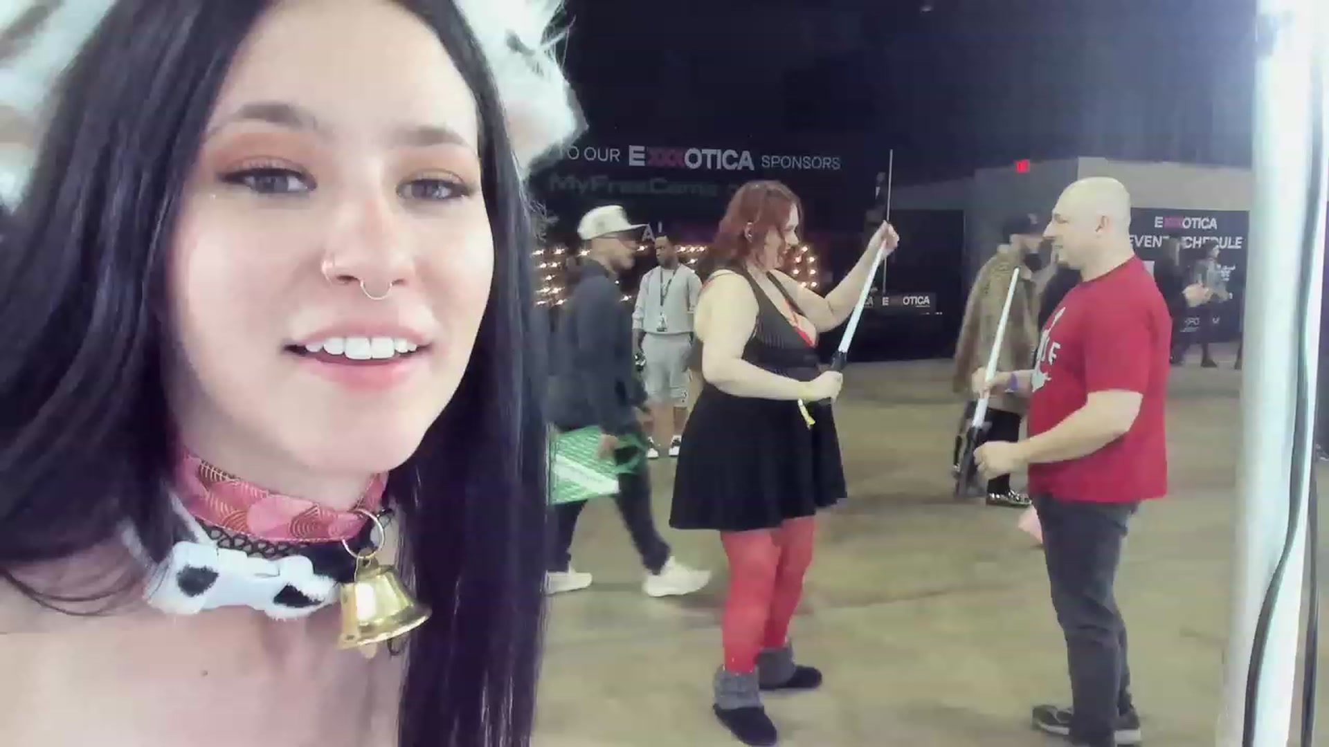 Gallery image thumbnail from Isabelle_Babe's myfreecams stream on, 04/23/2023, 02:20 image 3 of 20