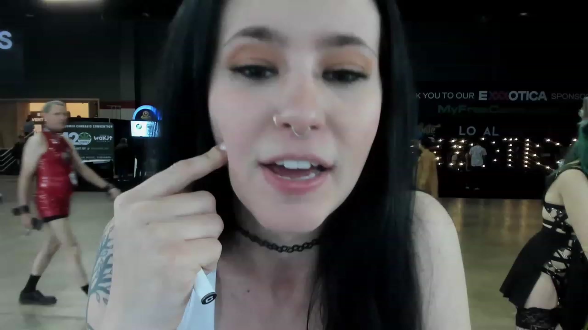 Gallery image thumbnail from Isabelle_Babe's myfreecams stream on, 04/23/2023, 22:40 image 2 of 20