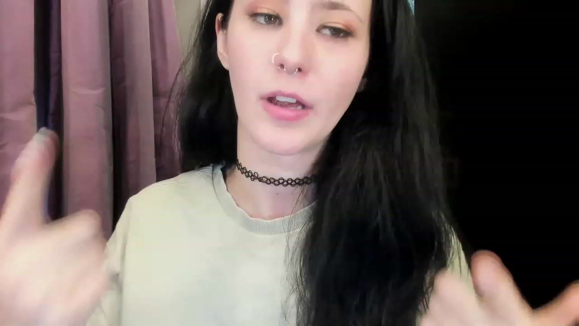 Gallery image thumbnail from Isabelle_Babe's myfreecams stream on, 04/26/2023, 24:29 image 19 of 20