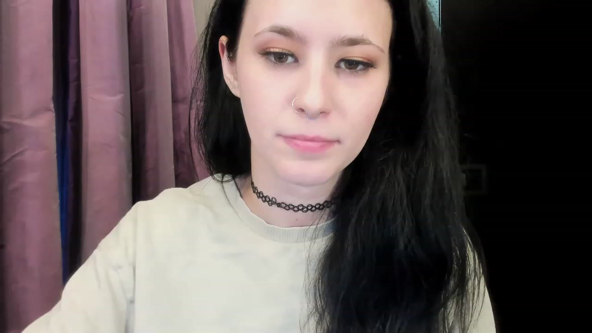 Gallery image thumbnail from Isabelle_Babe's myfreecams stream on, 04/26/2023, 24:29 image 18 of 20