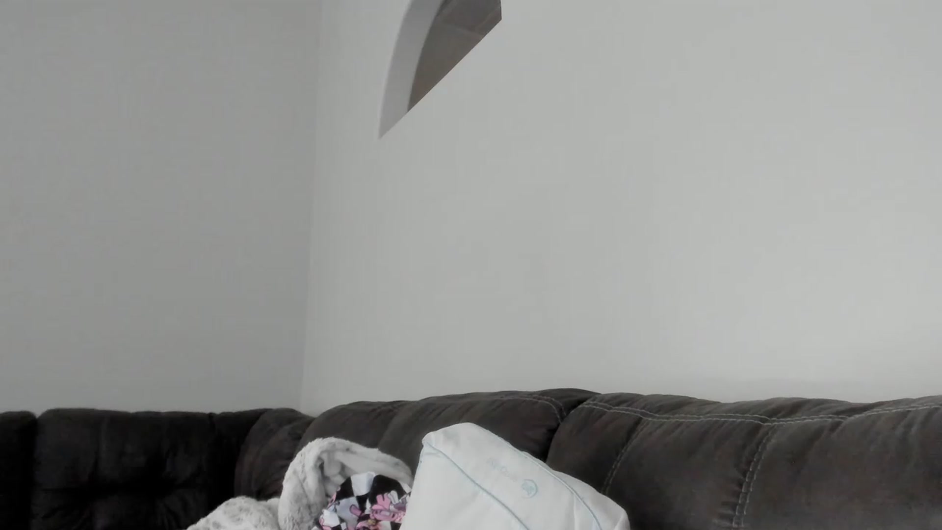 Gallery image thumbnail from Isabelle_Babe's myfreecams stream on, 04/27/2023, 22:54 image 3 of 20