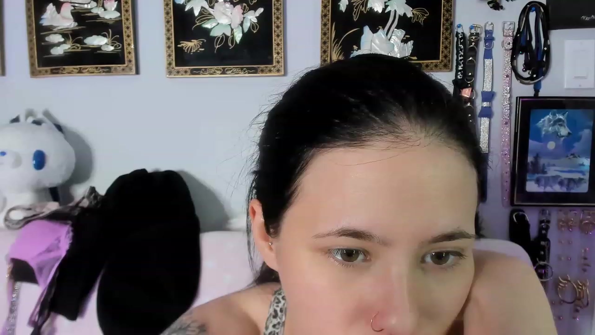 Gallery image thumbnail from Isabelle_Babe's myfreecams stream on, 05/01/2023, 03:59 image 9 of 20